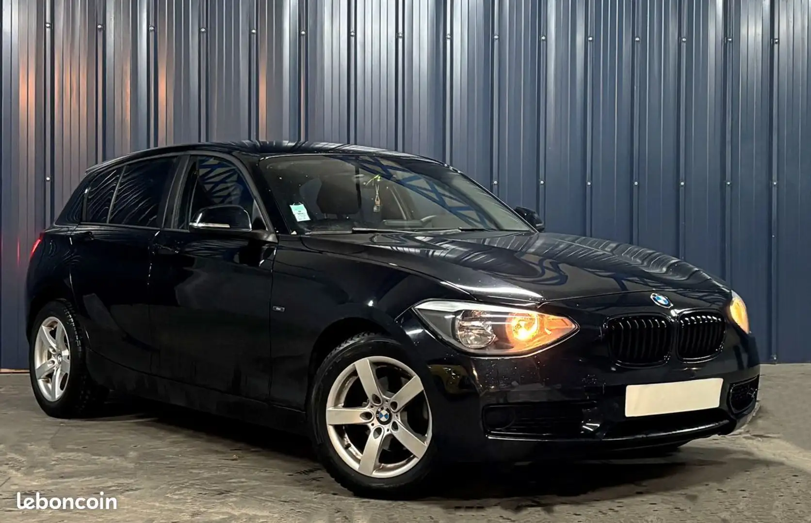 BMW 116 116D 116ch Urban Garantie An Radar de recul Cuir Sièges chauffants - 2