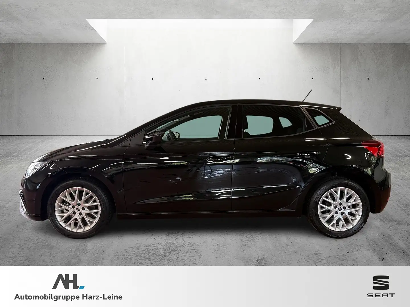 SEAT Ibiza 1.0 TSI FR DSG Navi ACC LED PDC RFK Schwarz - 2