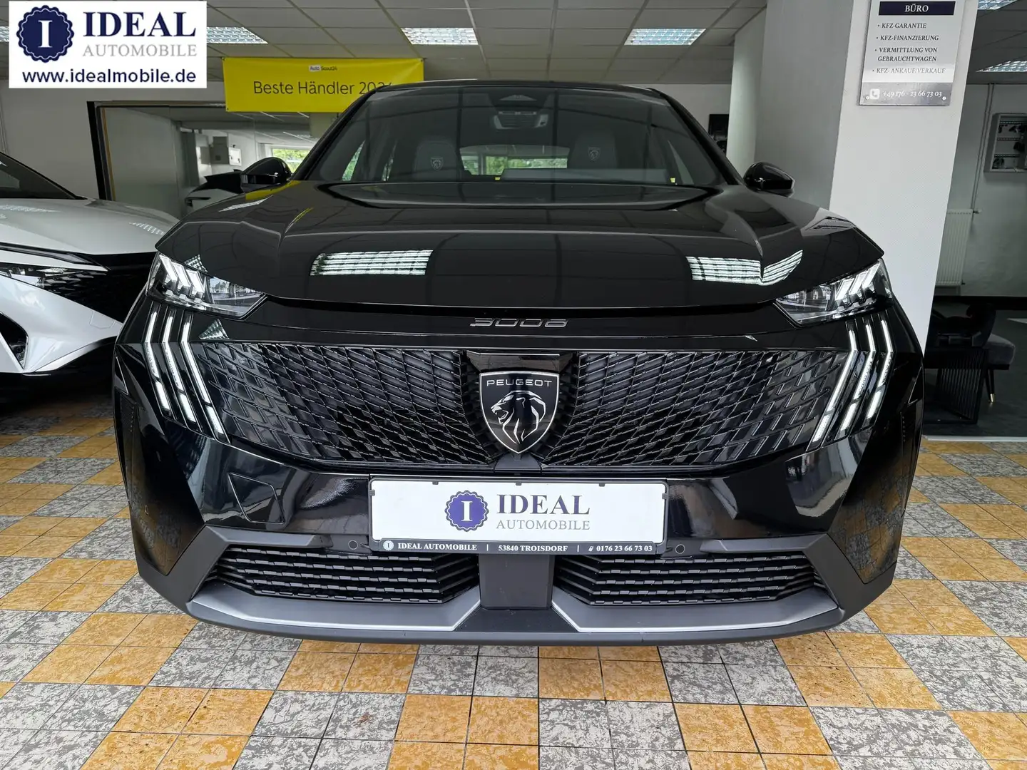Peugeot 3008 1.2 Hybrid 145 GT *SOFORT* Schwarz - 2