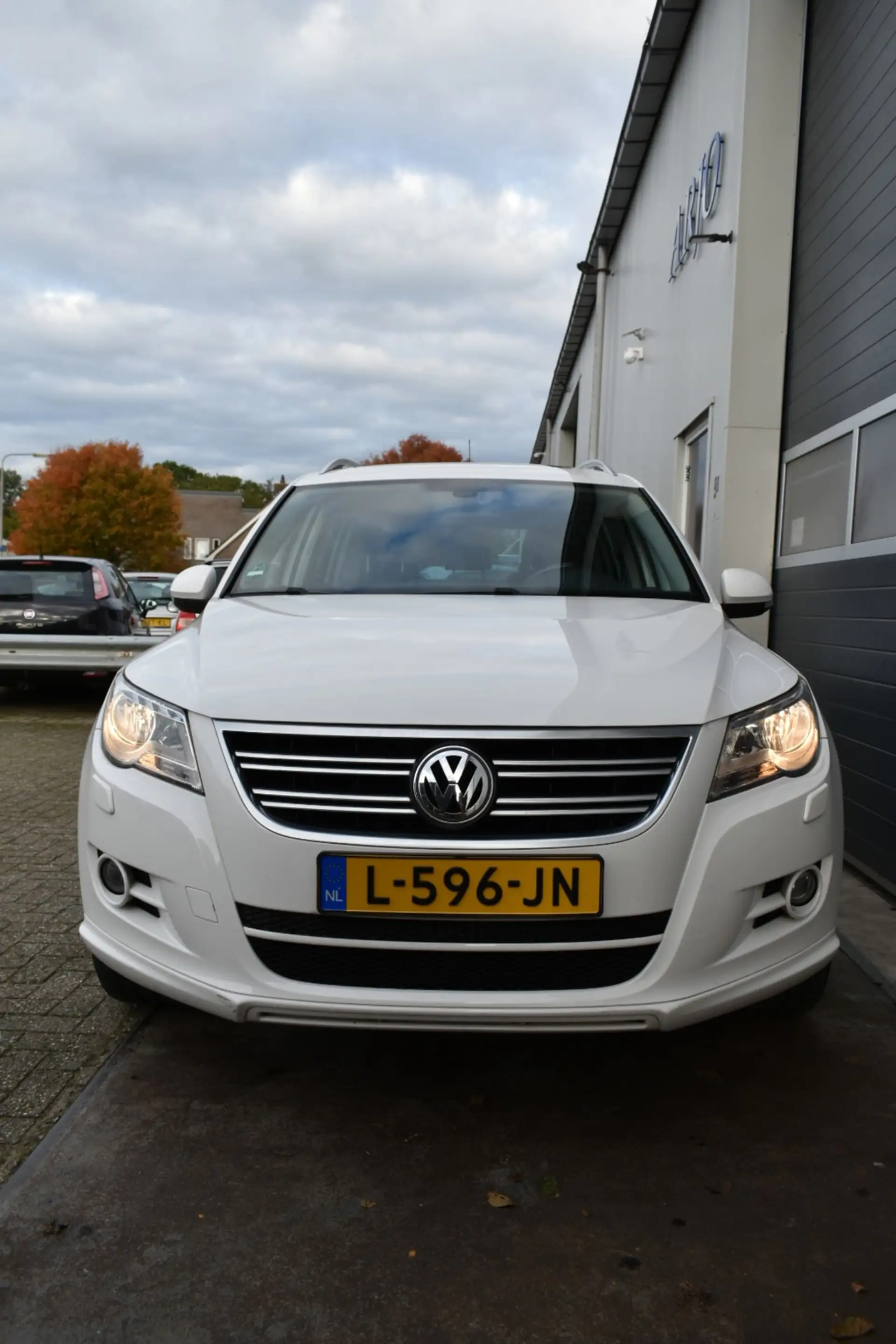 Volkswagen Tiguan 1.4 TSI Sport&Style 4Motion R-Line — photo 8