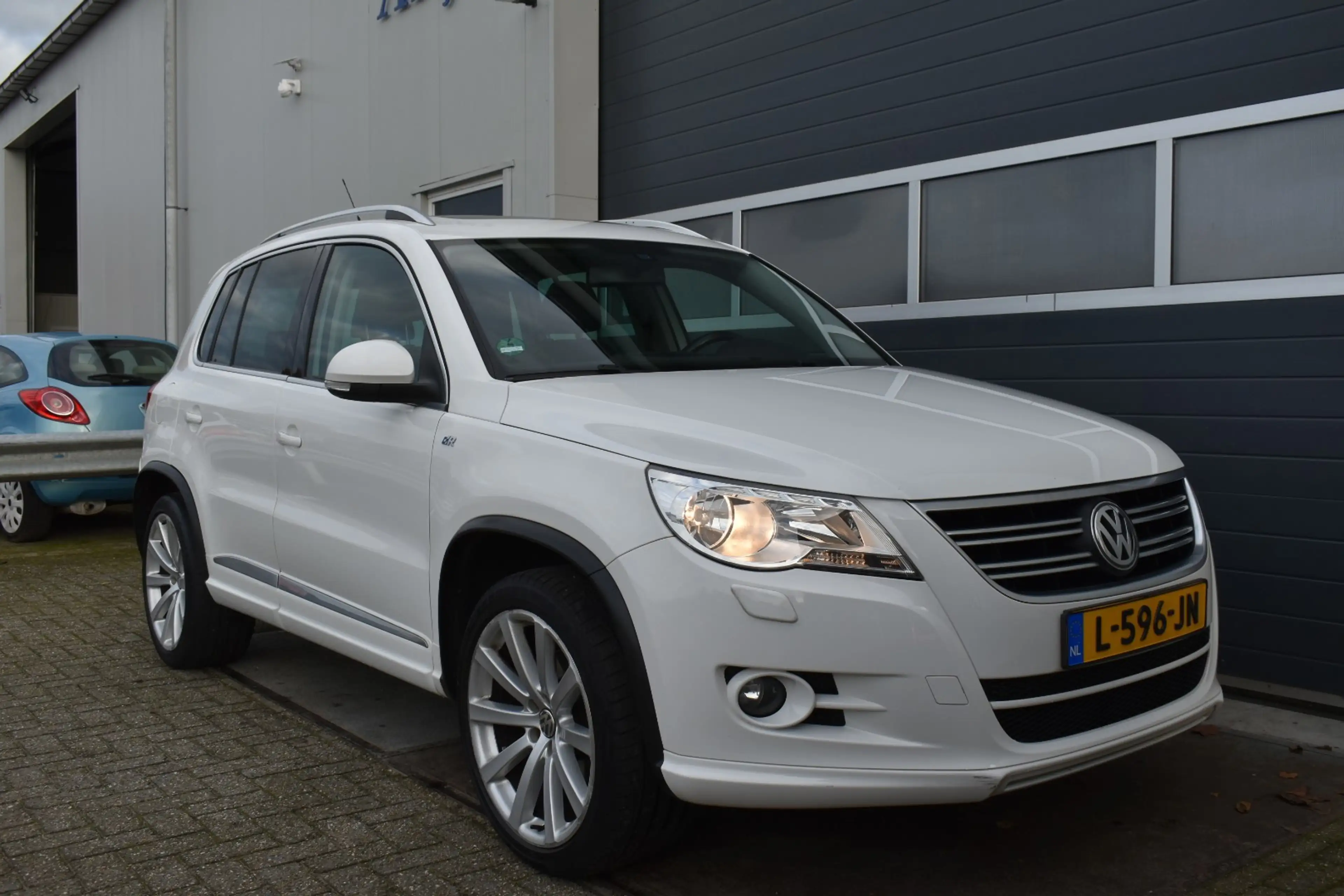 Volkswagen Tiguan 1.4 TSI Sport&Style 4Motion R-Line — photo 7