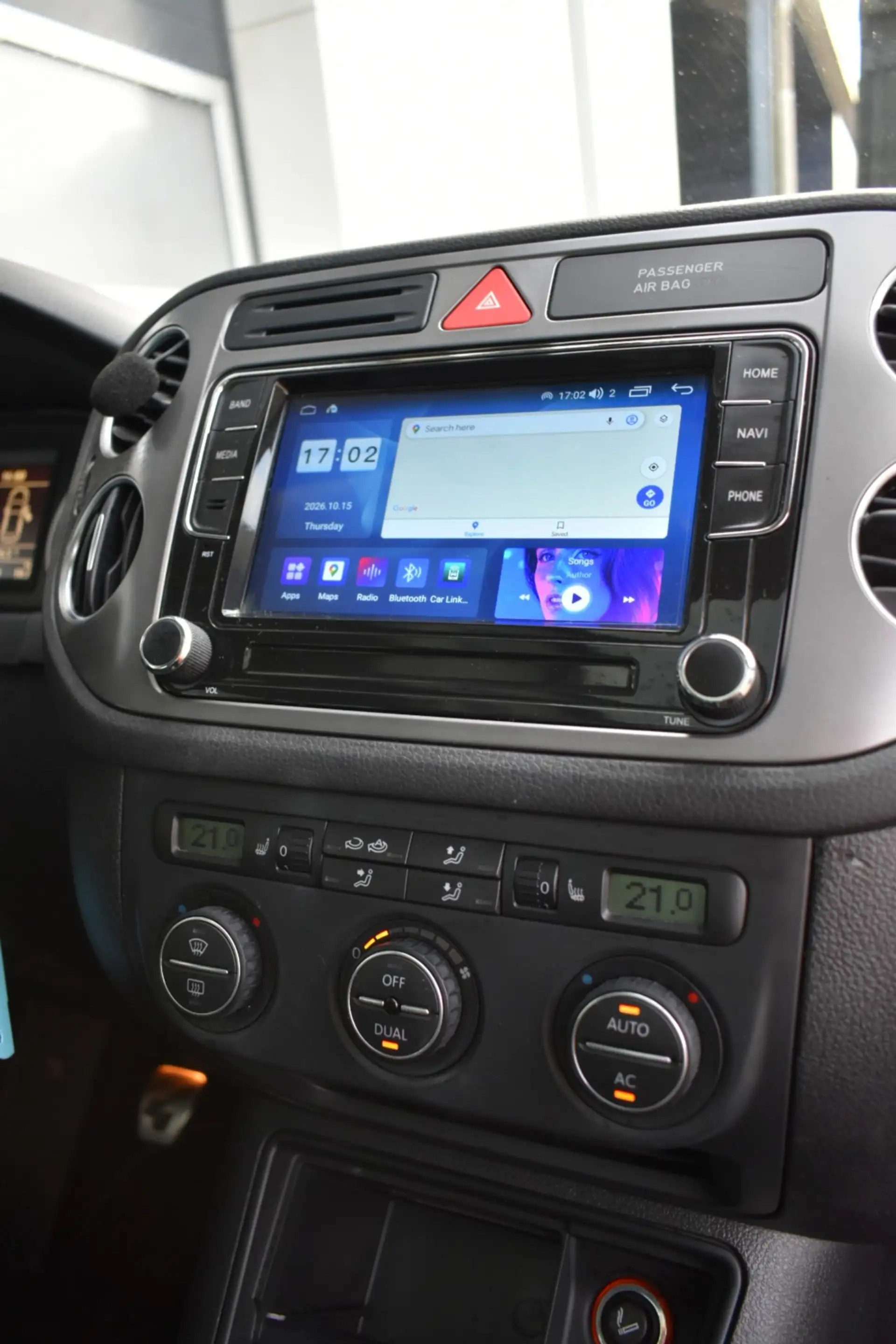 Volkswagen Tiguan 1.4 TSI Sport&Style 4Motion R-Line — photo 17