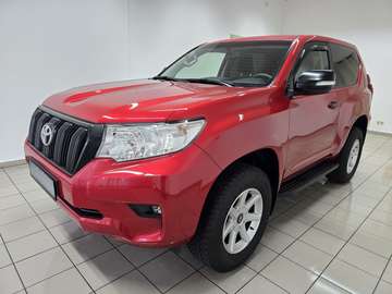 2,8 D-4D Automatik 3 Türer AHK 1.Hand 9Tkm