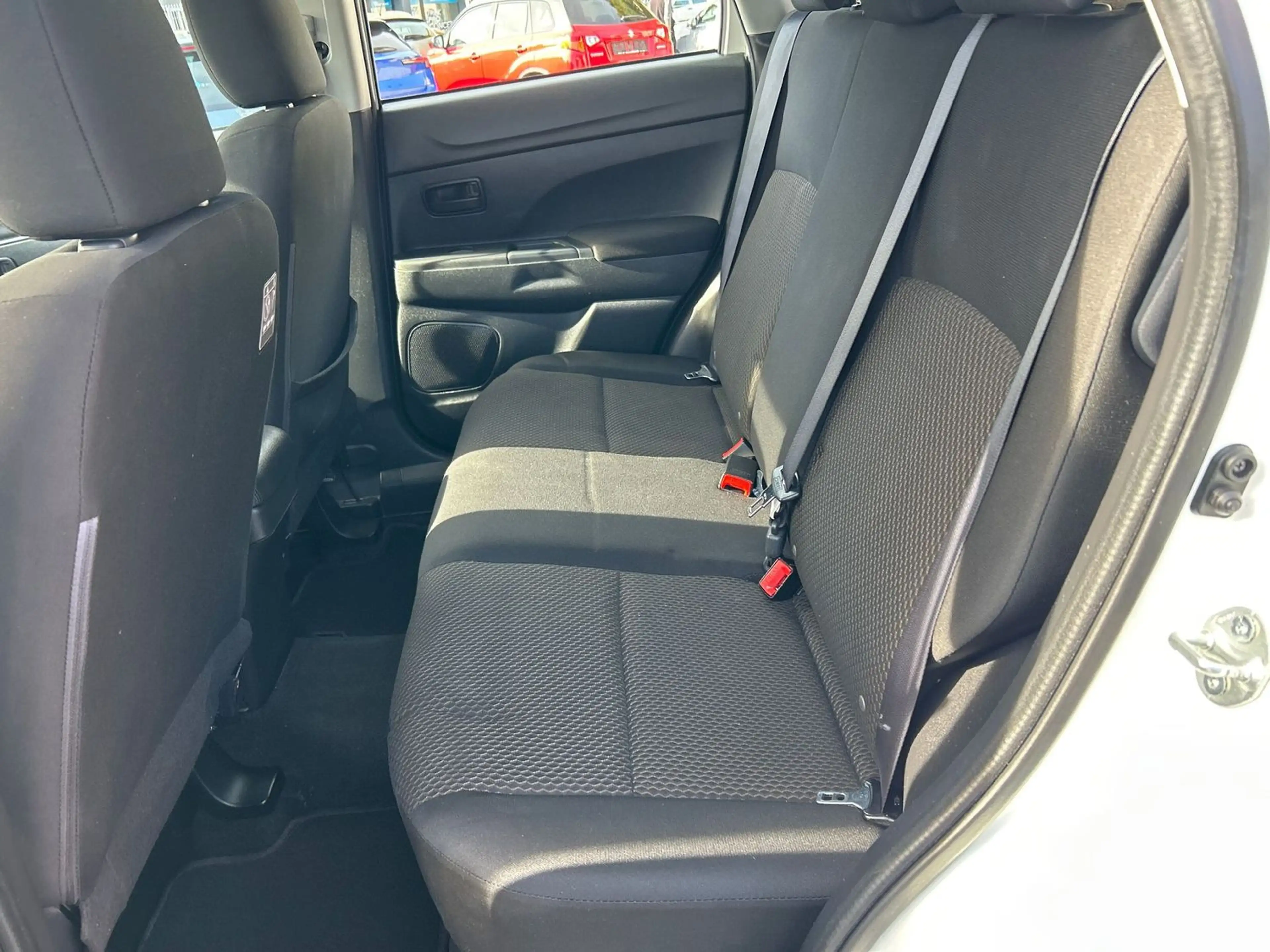 Mitsubishi ASX 2WD/lückenloses Scheckheft/1.Hand — photo 12
