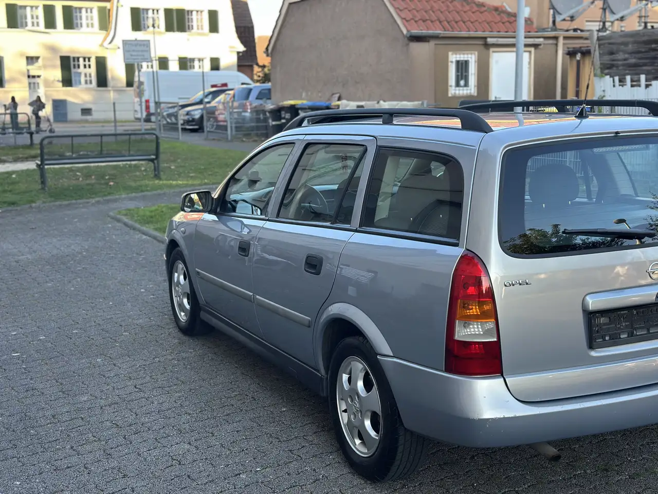 Opel Astra 1.6 Caravan Comfort, foto 7