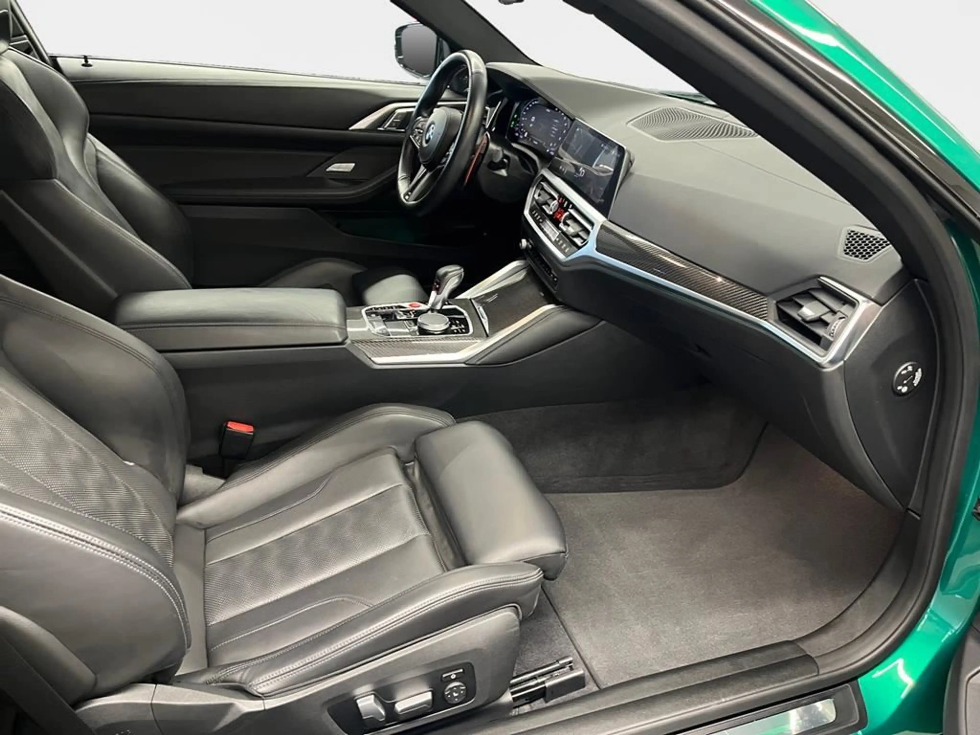 BMW M4 — photo 14