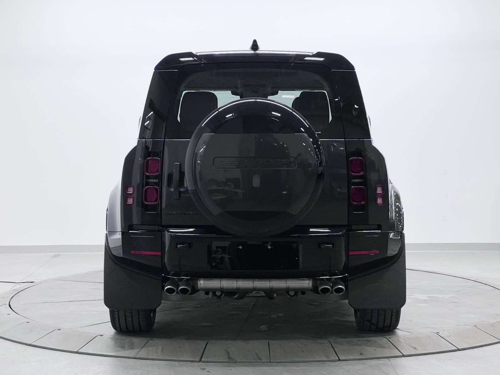 2026 Land Rover Defender 110 P400 X-DYNAMIC SE thumb 9