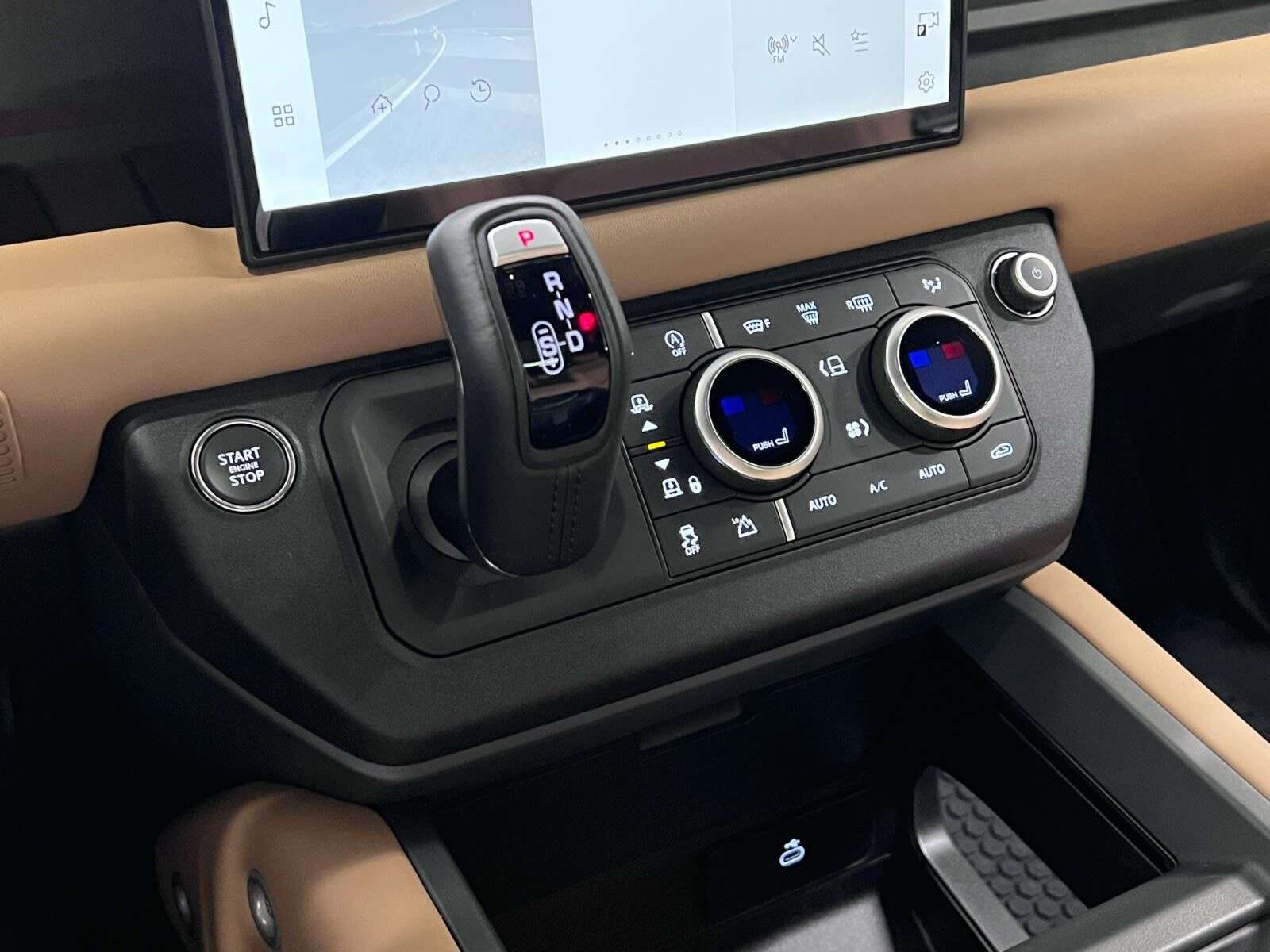 2026 Land Rover Defender 110 P400 X-DYNAMIC SE thumb 18
