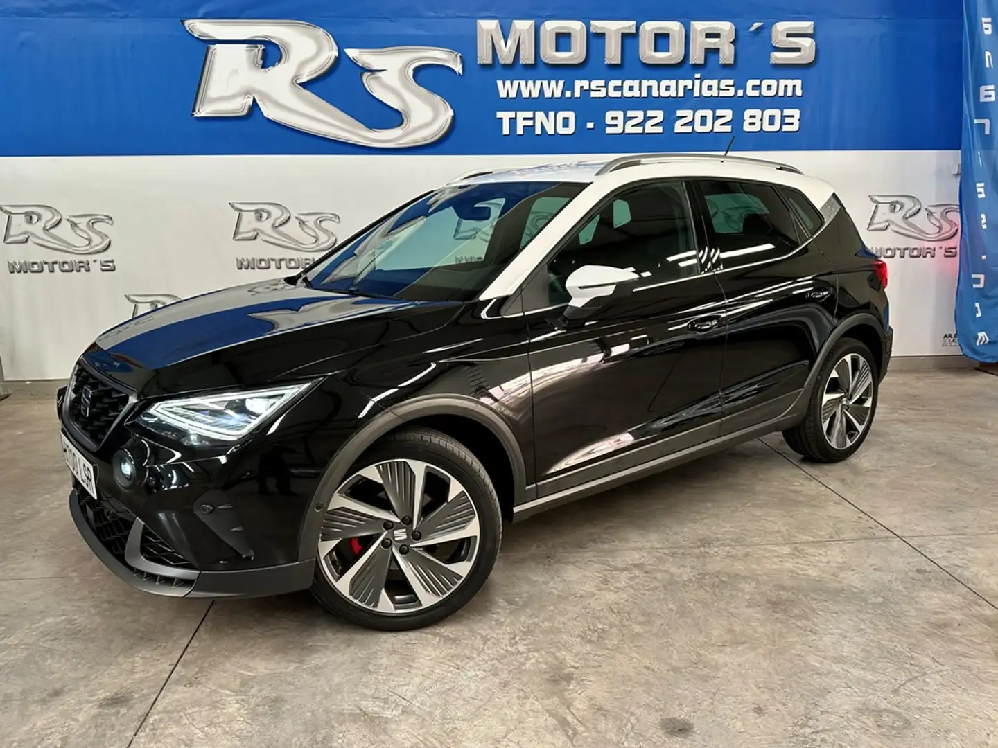 SEAT Arona 1.0 TSI S&S FR 110 Noir - 1