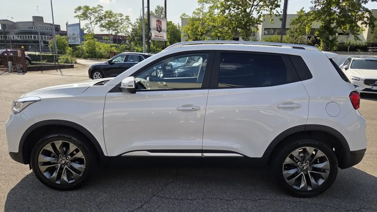 DR Automobiles DR4 2023