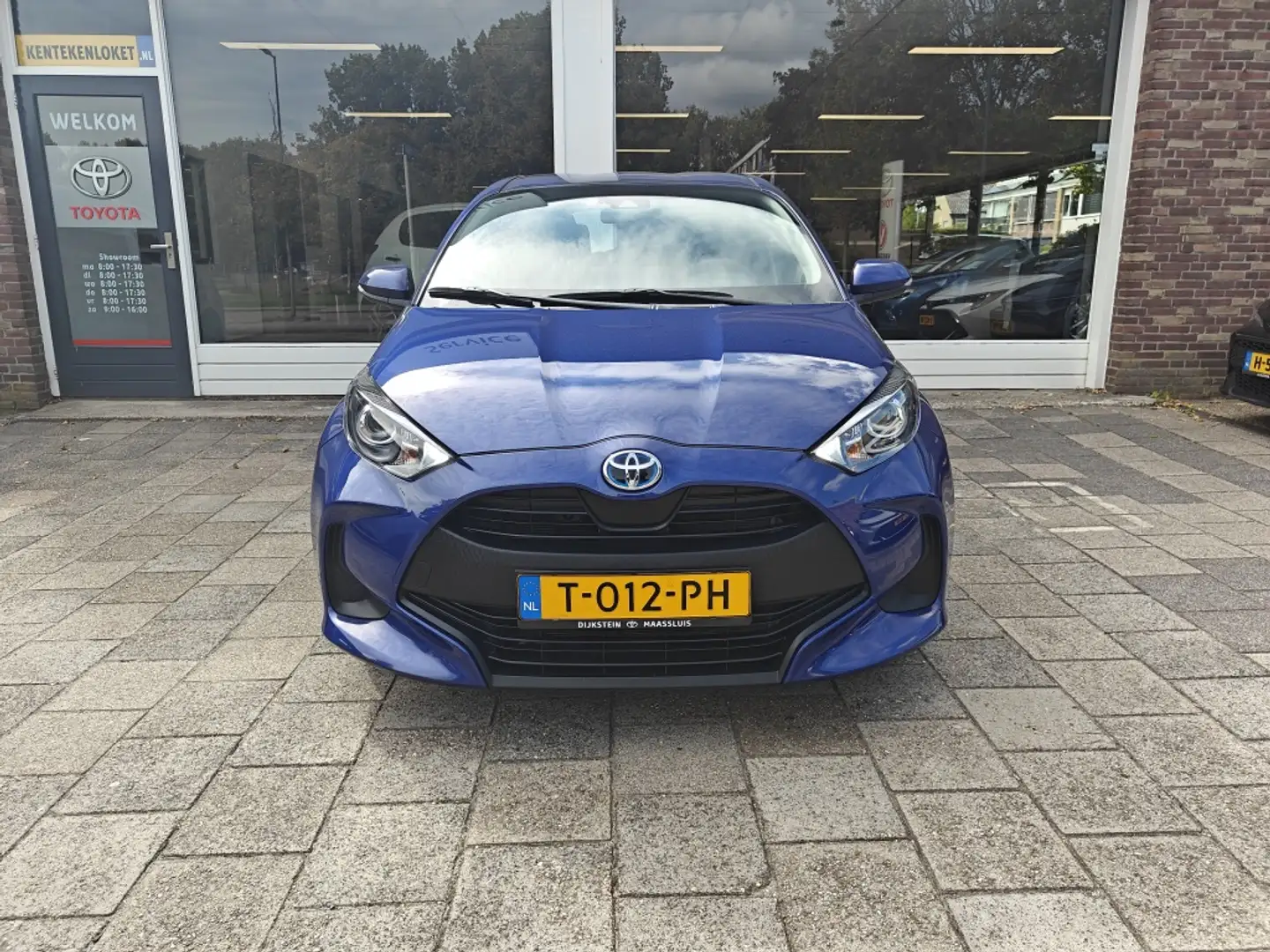 Toyota Yaris 1.5 Hyb. Active Bleu - 2
