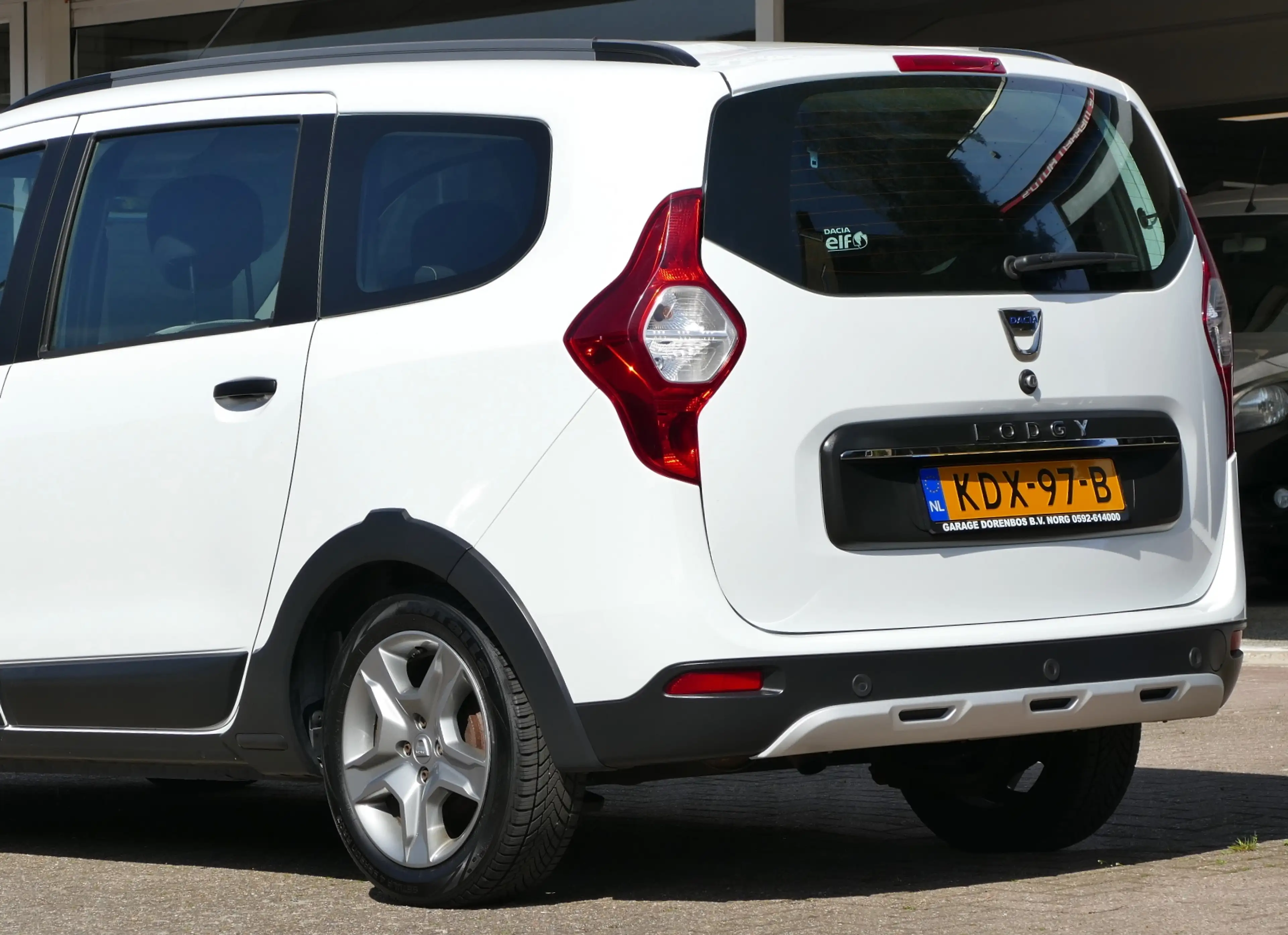 Dacia Lodgy 1.2 TCe Série Limitée Stepway | navigatie | blueto — photo 4