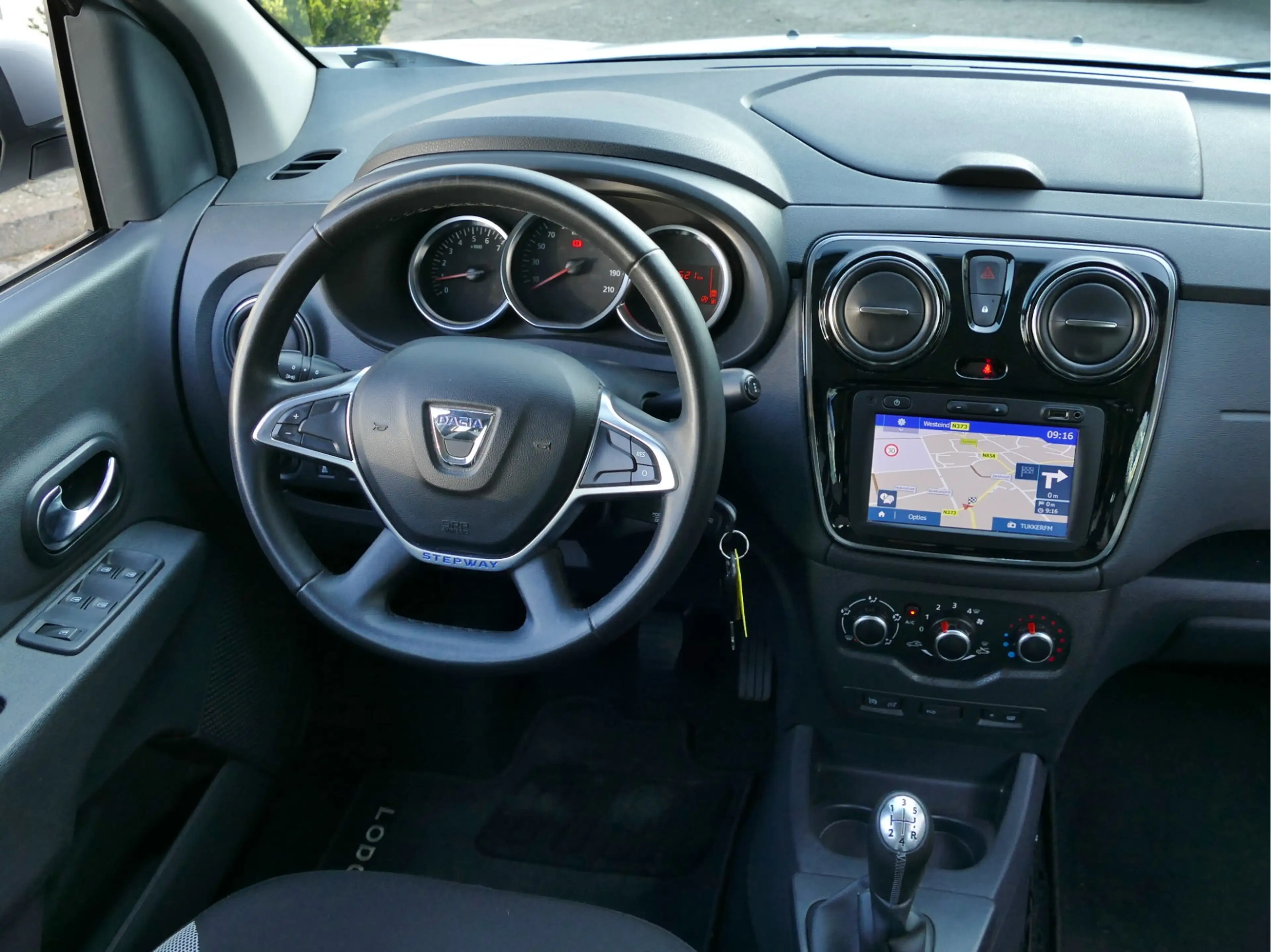 Dacia Lodgy 1.2 TCe Série Limitée Stepway | navigatie | blueto — photo 6