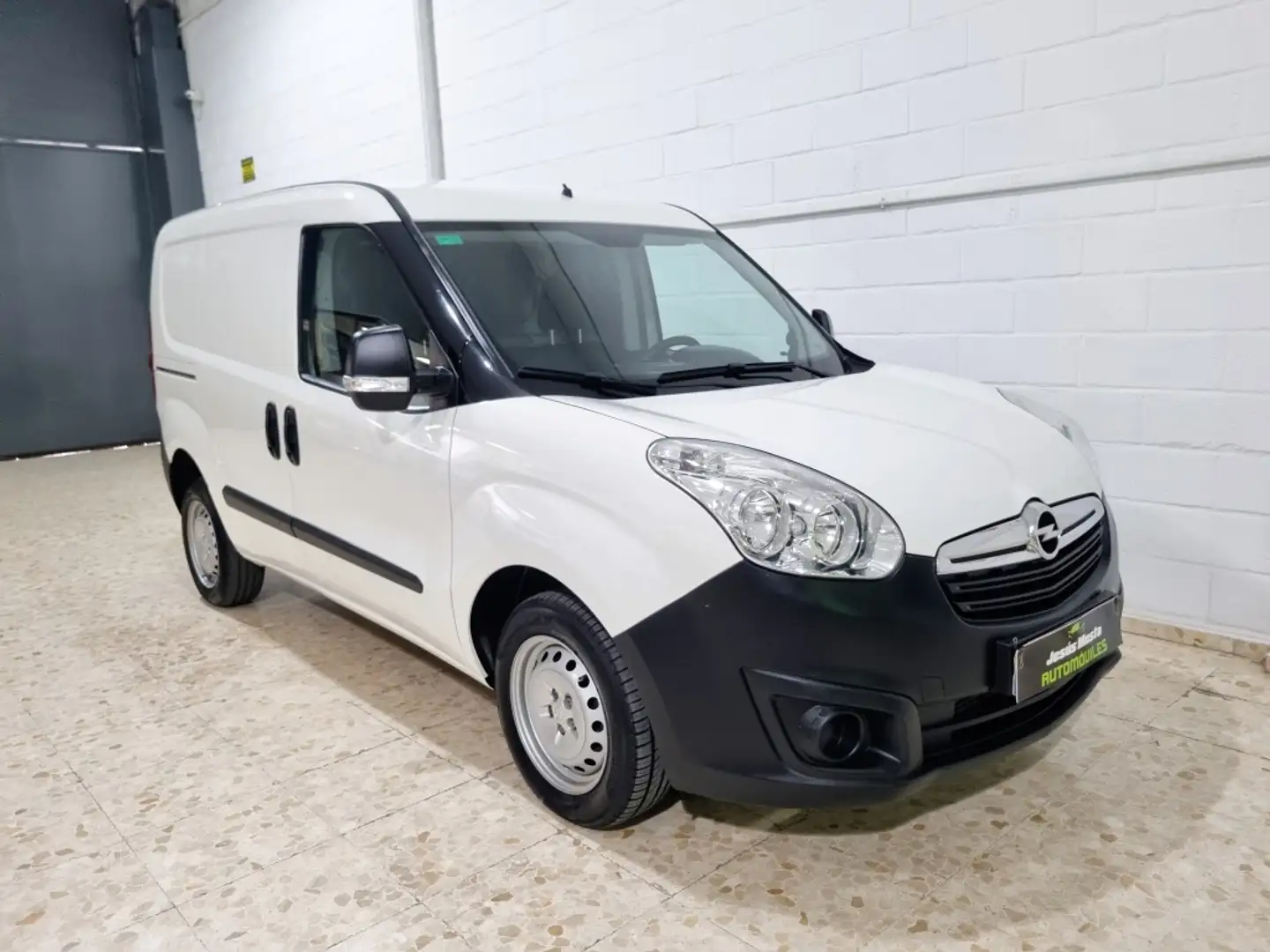 Opel Combo N1 Tour 1.3CDTI Expression L1H1 90 Blanc - 1