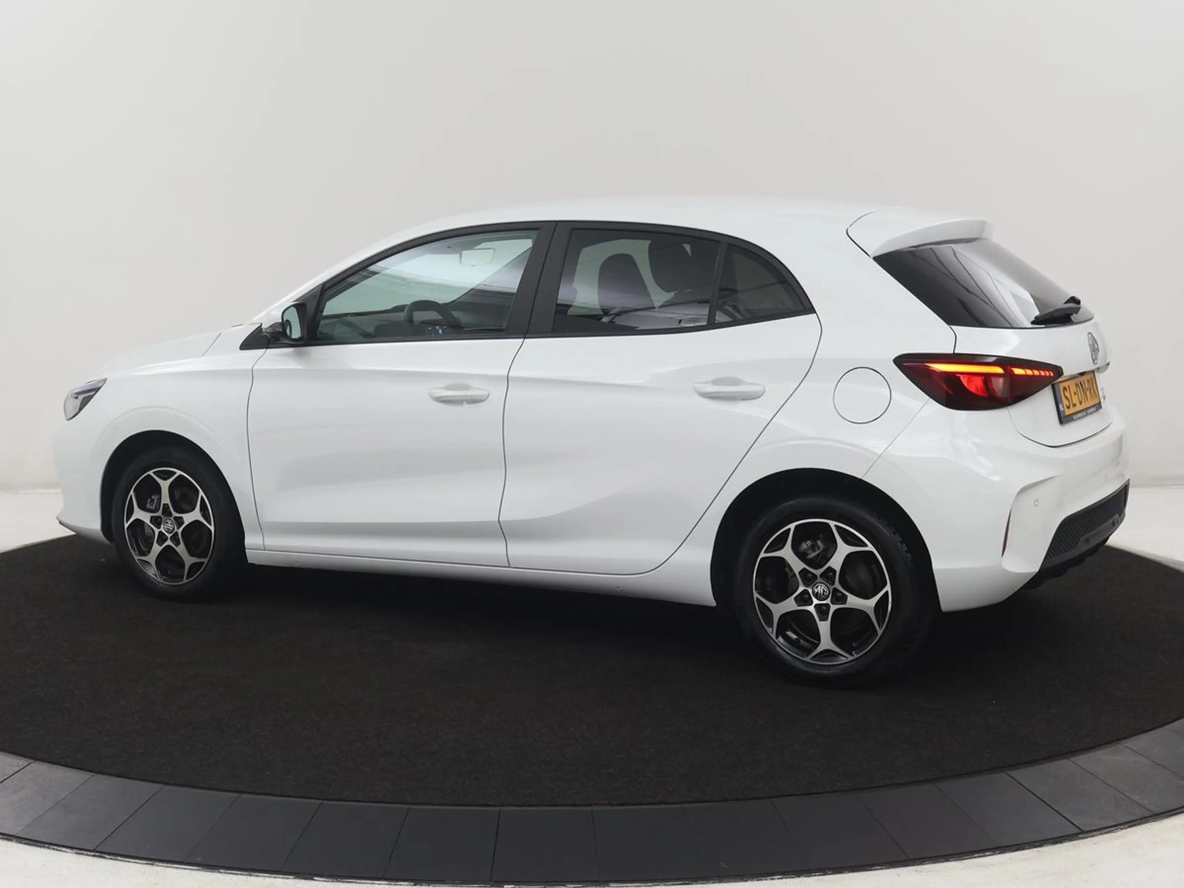 MG MG3 1.5 Hybrid+ Comfort | Half Leder | Stuur/stoel ver — photo 2