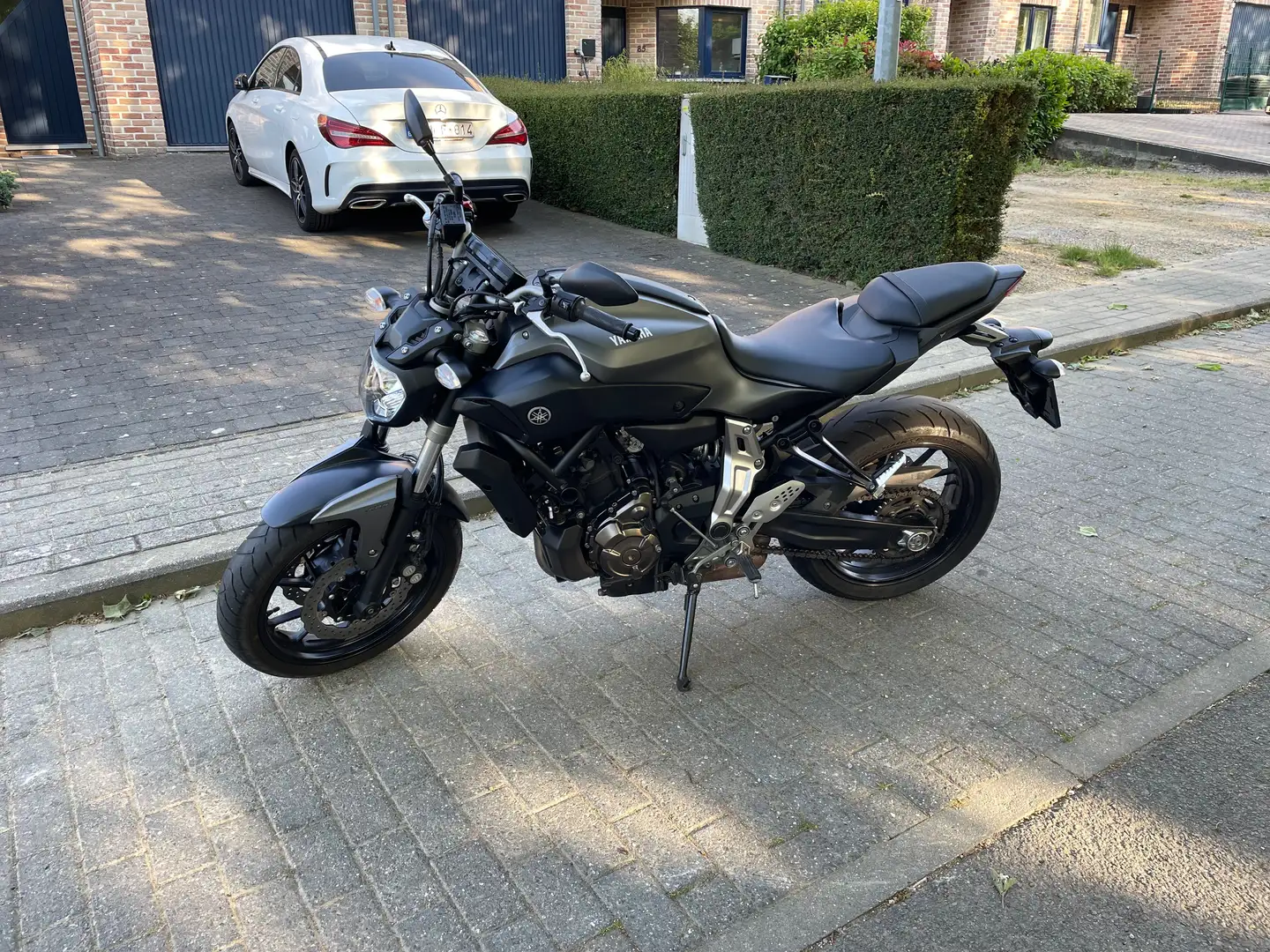 Yamaha MT-07 Negro - 2
