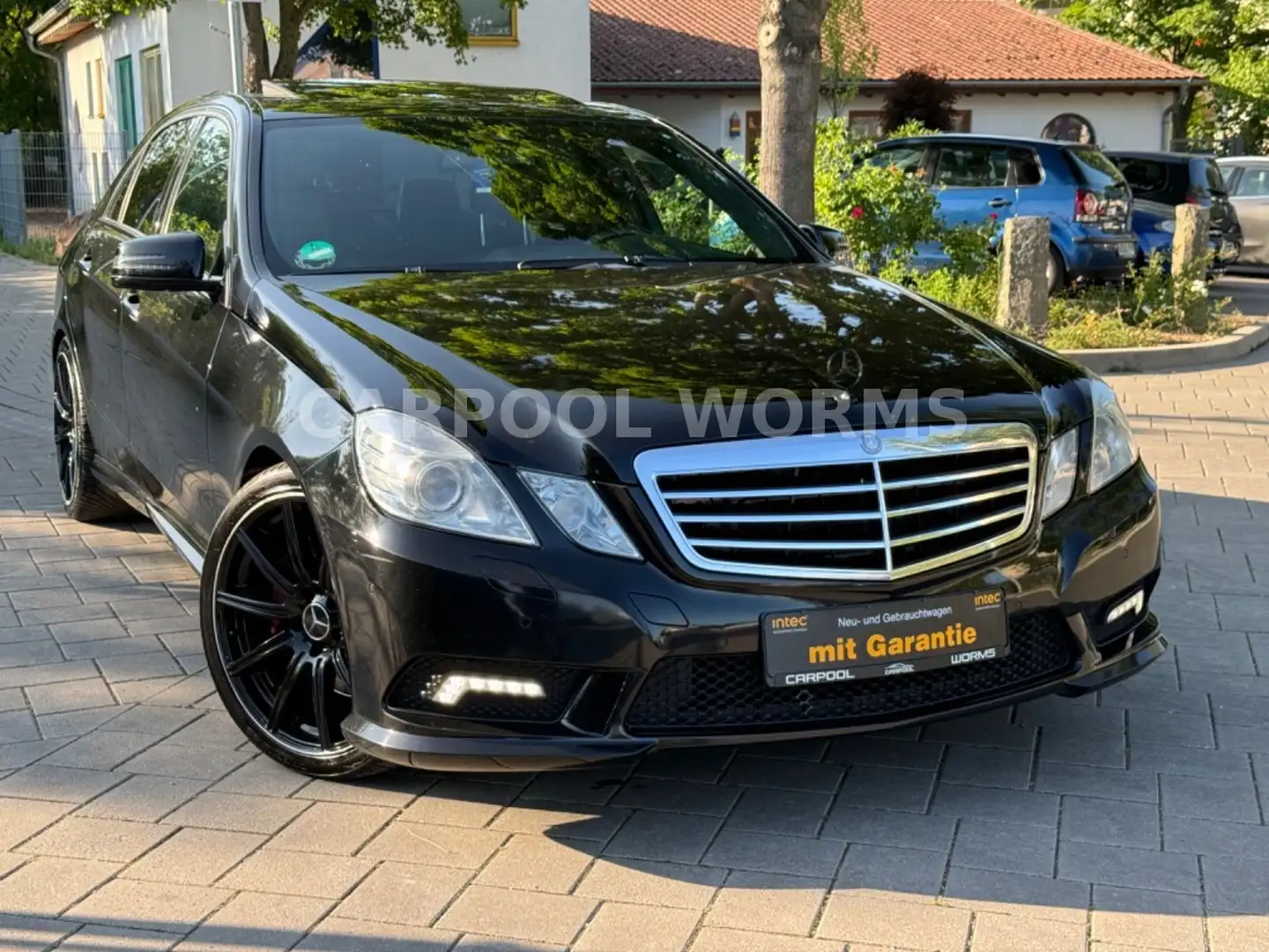 Mercedes-Benz E 500 Lim. AMG-LINE+63AMG-HECK+///63AMG-AUSPUFF Zwart - 1