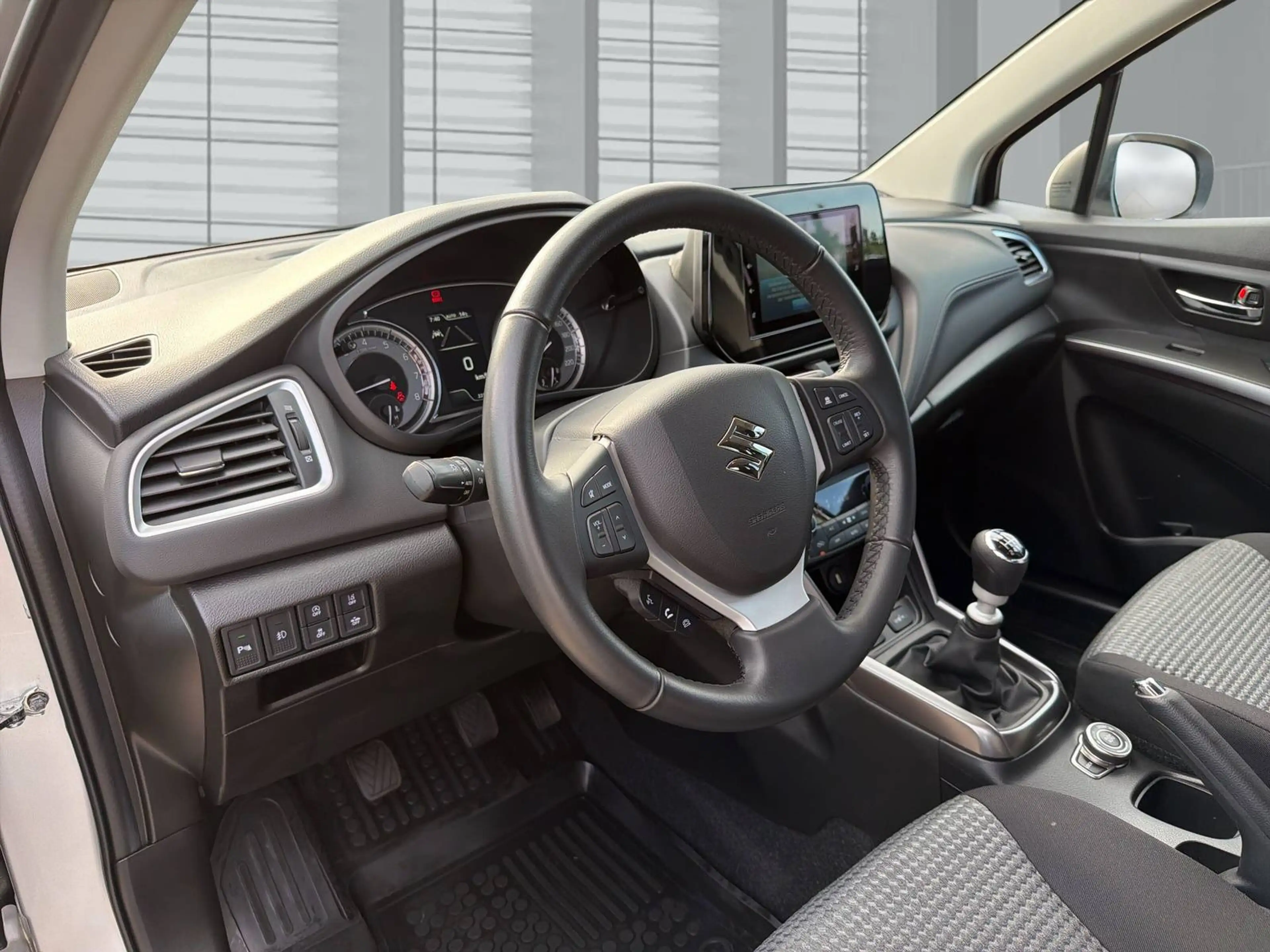 Suzuki SX4 S-Cross 1.4 Allgrip Comfort+ — photo 15