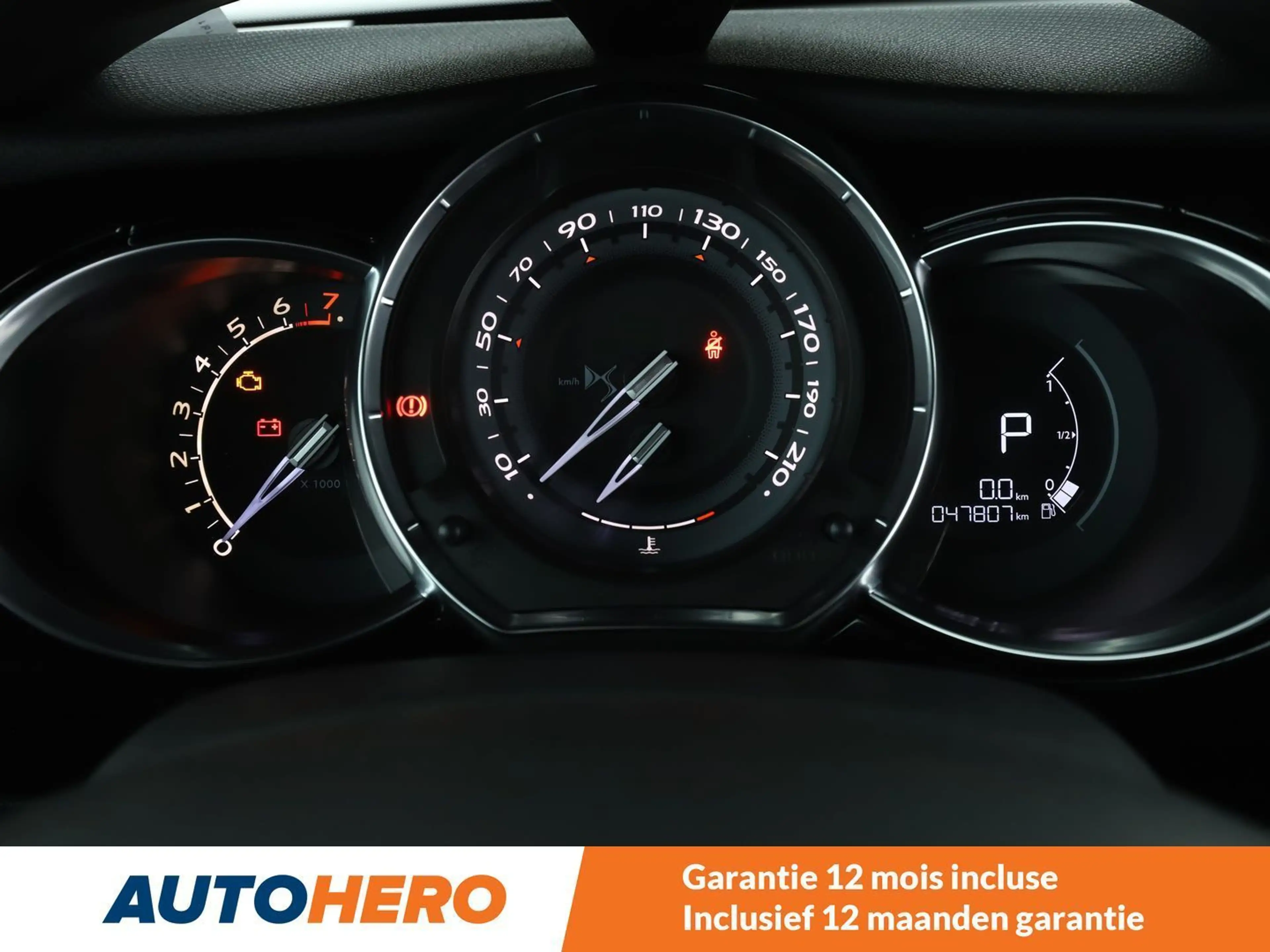 DS Automobiles DS 3 1.2 PureTech SportChic — photo 6