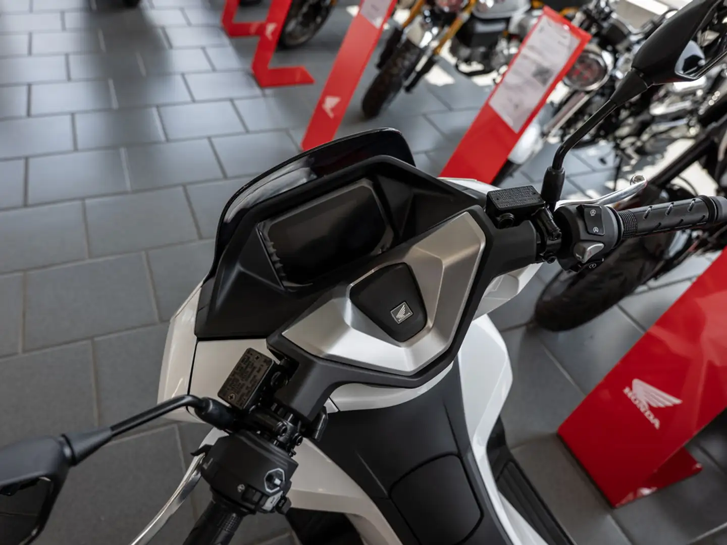 Honda PCX 125 LED SCHEINWERFER Blanc - 2