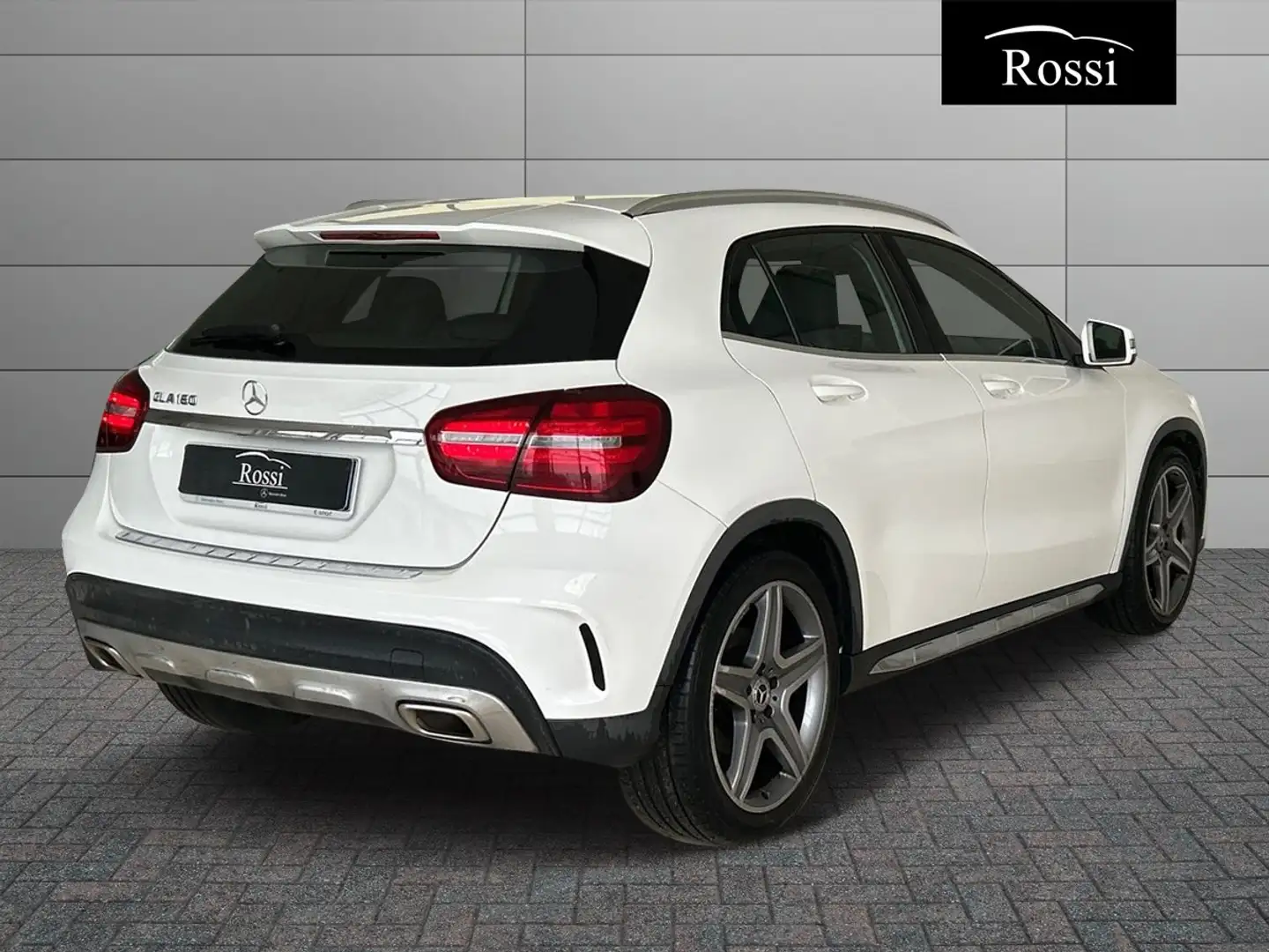 Mercedes-Benz GLA 180 Premium auto Bianco - 2