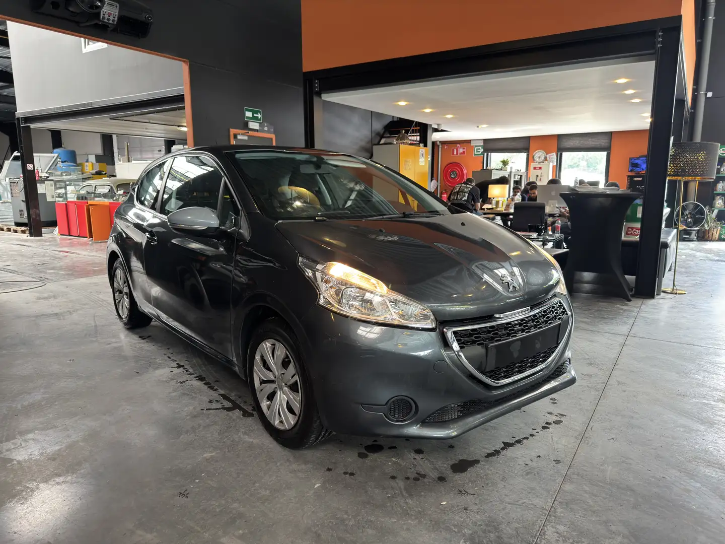 Peugeot 208 208 1.2i Active STT/CARNET COMPLET/avec ct Gris - 1