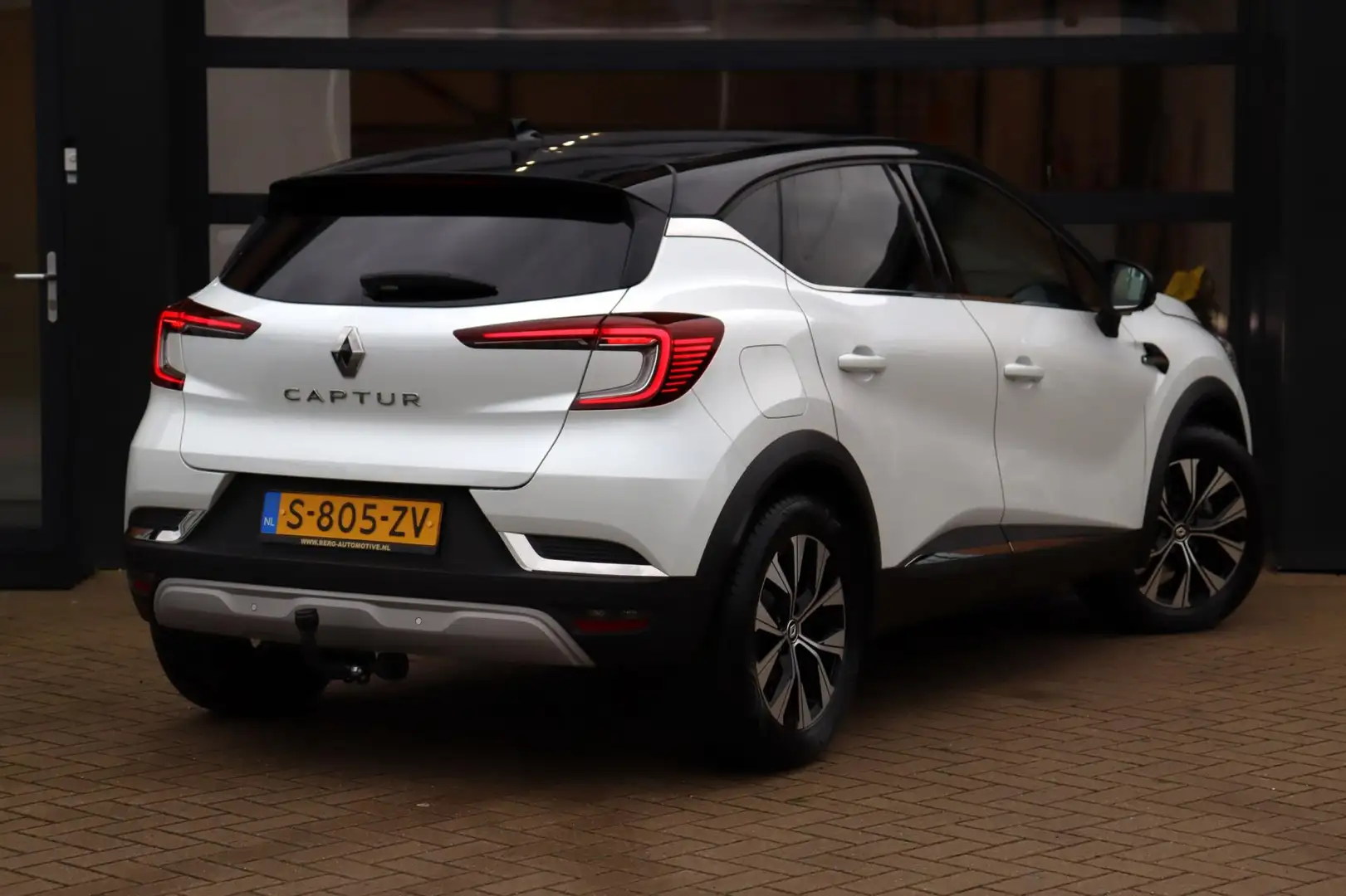 Renault Captur 1.3 mild hybrid 160 techno | NAP | Cruise | Navi | Weiß - 2