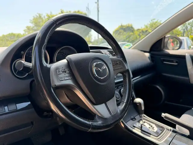 Mazda Lim. view 7