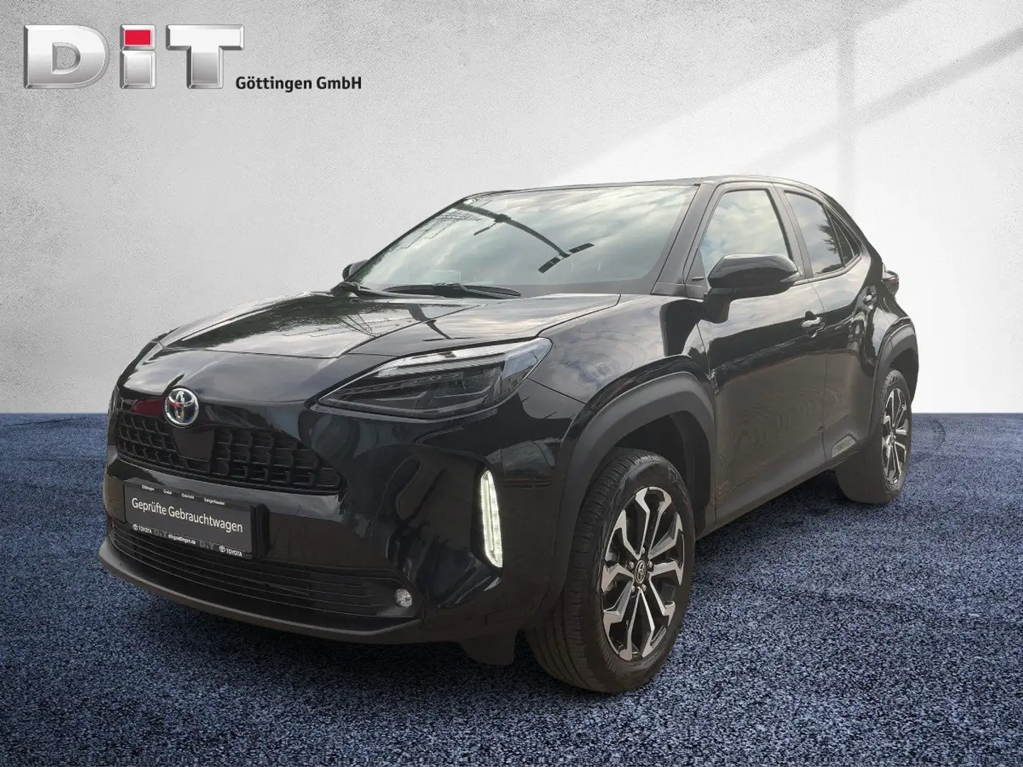 Toyota Yaris Cross 1.5 E D FWD Team Deutschland ACC+LED Noir - 2