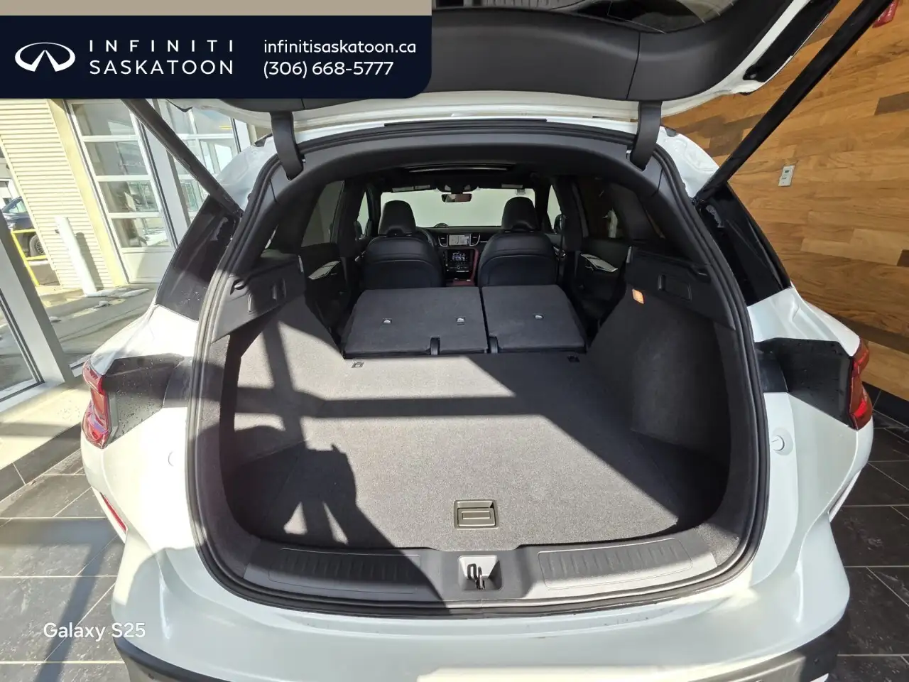 Infiniti QX50 снимка Infiniti QX50