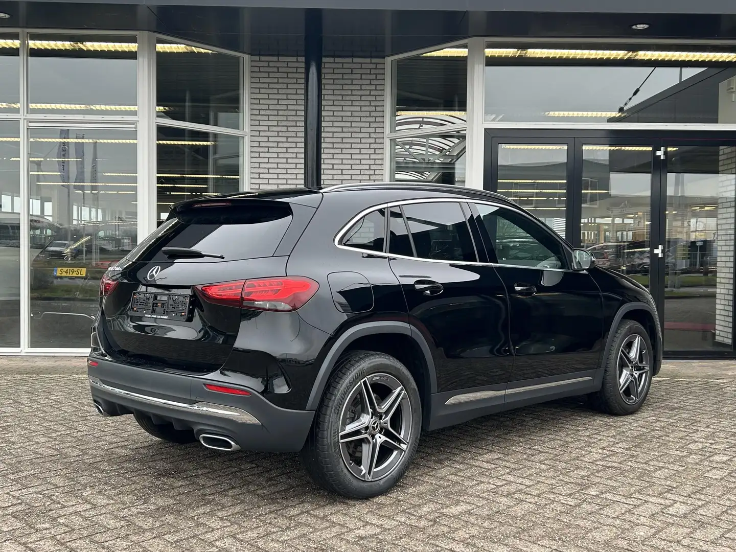 Mercedes-Benz GLA 250 e AMG | Panoramadak | Head-Up Noir - 2