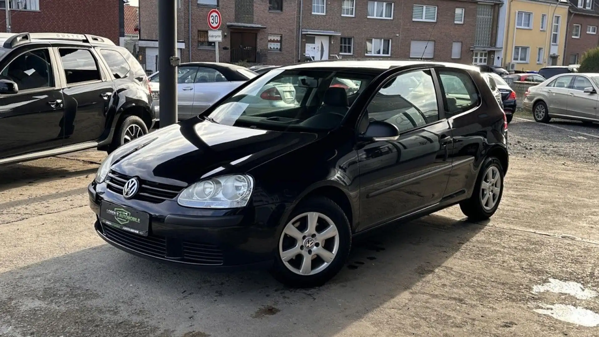 Volkswagen Golf V Lim. Trendline*Klima*1-Hand*Alus*Top Schwarz - 1