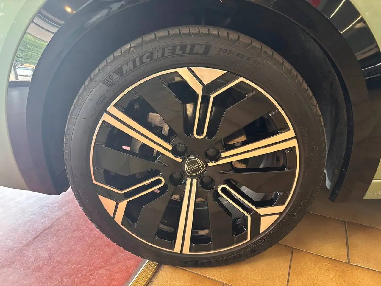 Lancia Ypsilon 2025