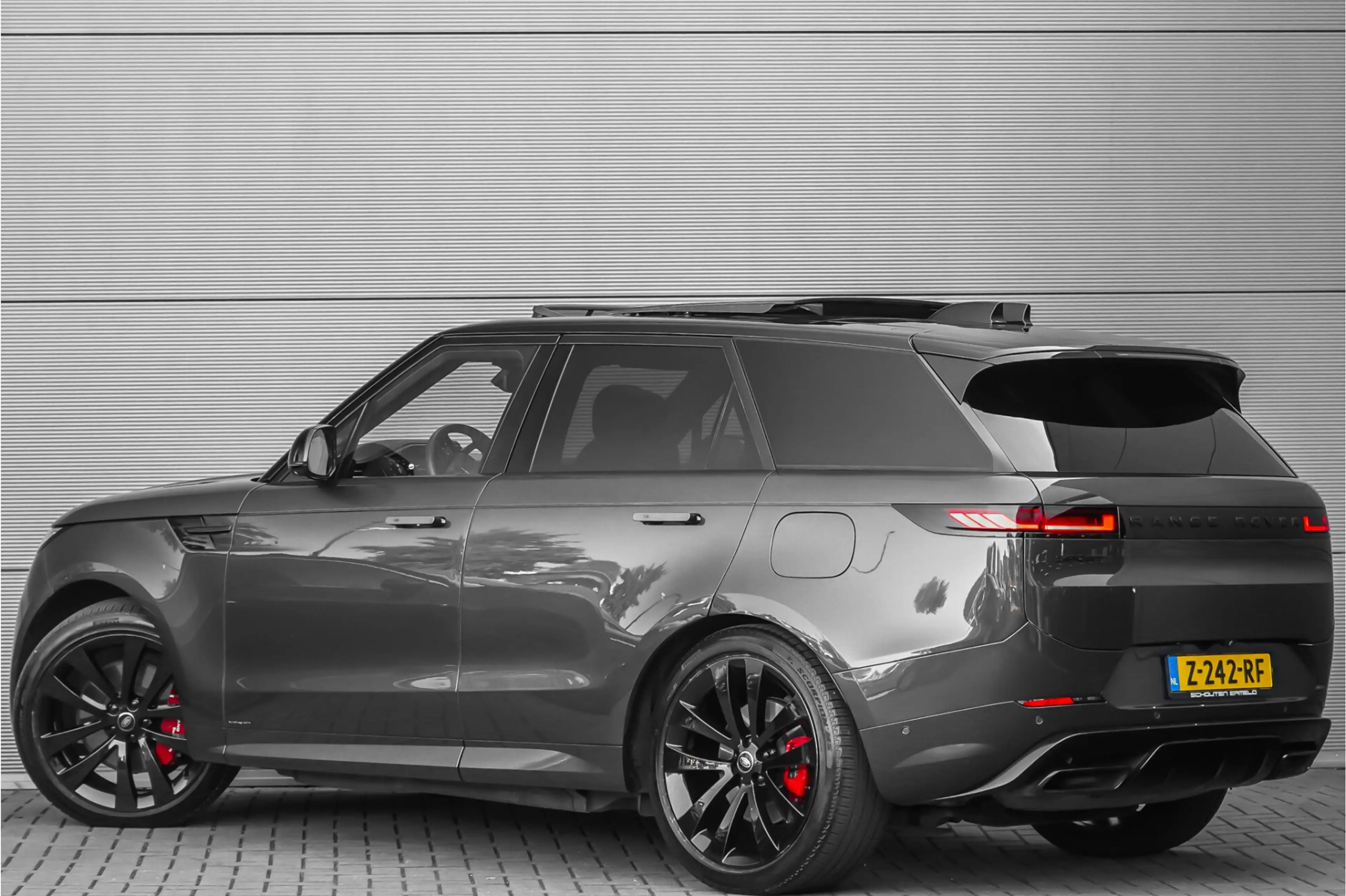 Land Rover Range Rover Sport 3.0 P550e Autobiography PHEV 4WS Massage Ventilati — photo 12