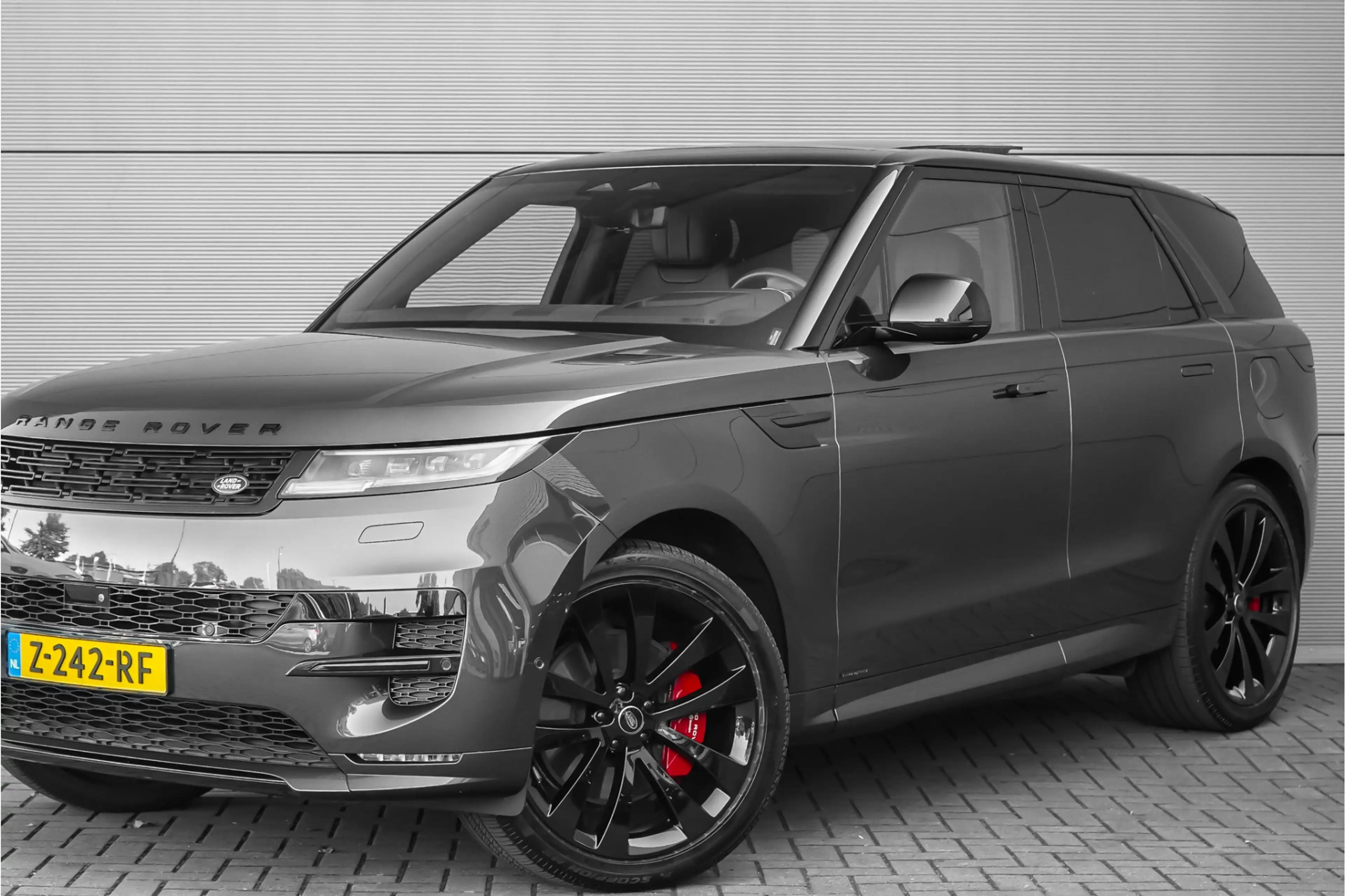 Land Rover Range Rover Sport 3.0 P550e Autobiography PHEV 4WS Massage Ventilati — photo 18