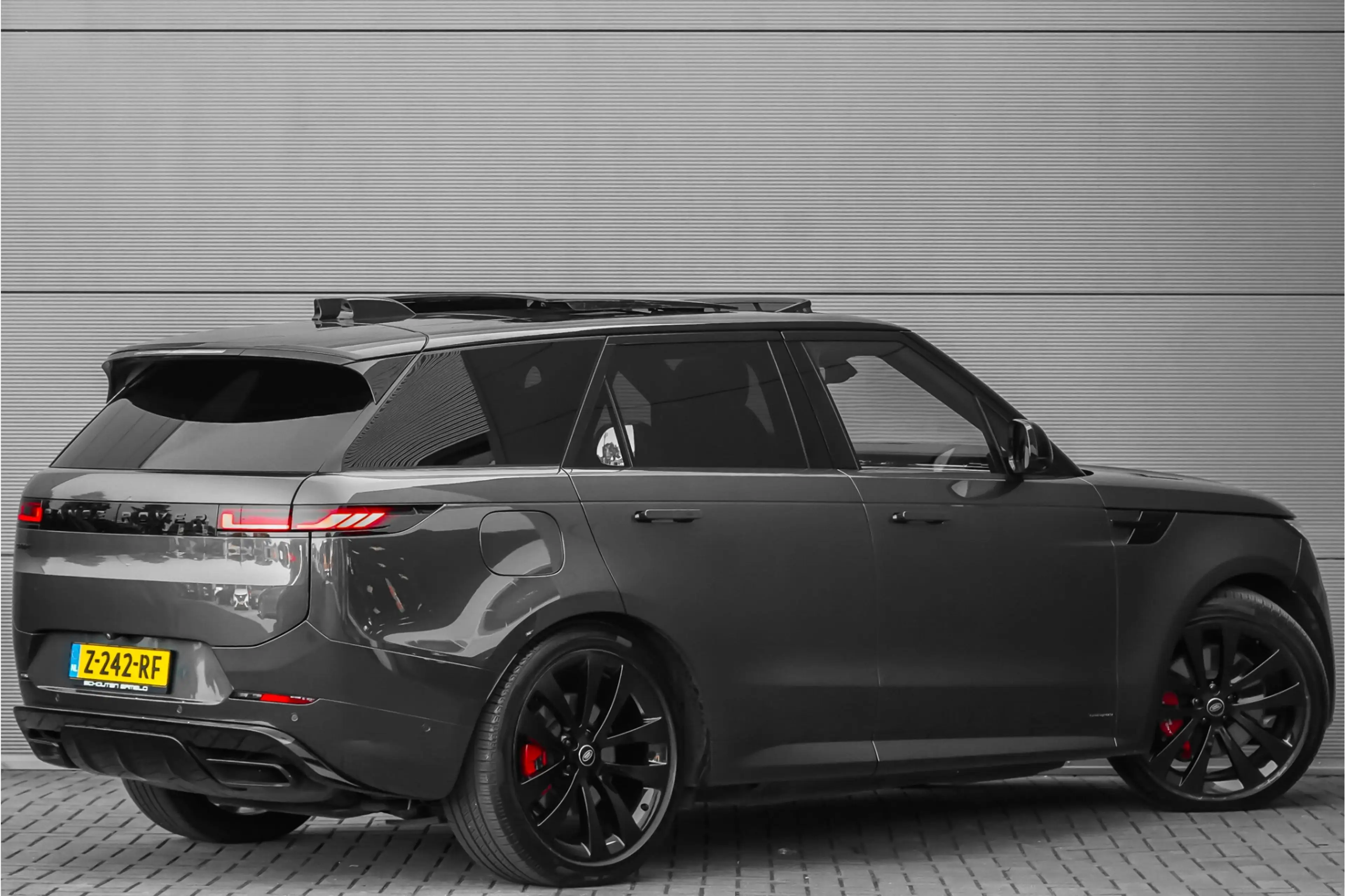 Land Rover Range Rover Sport 3.0 P550e Autobiography PHEV 4WS Massage Ventilati — photo 14