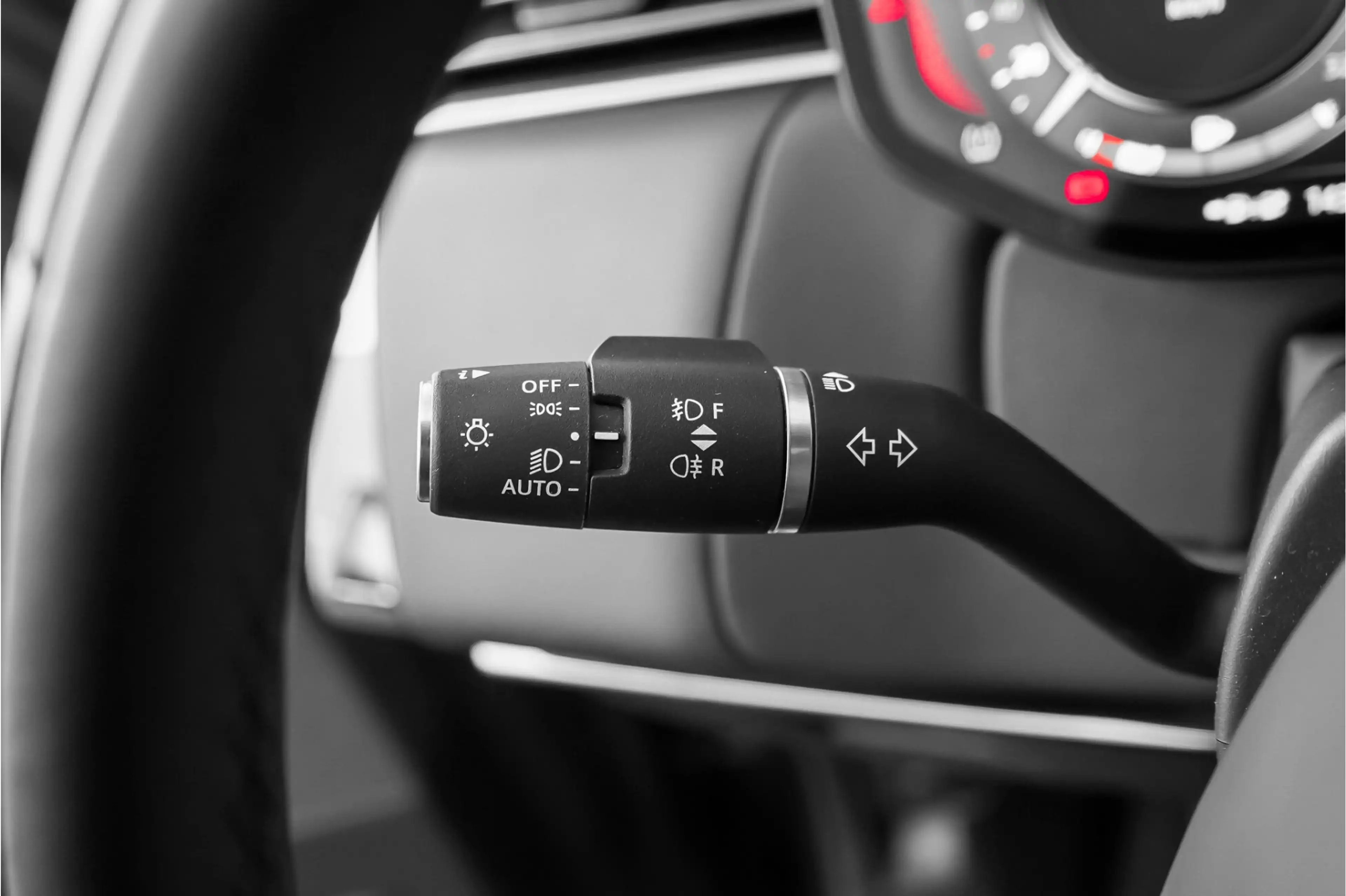 Land Rover Range Rover Sport 3.0 P550e Autobiography PHEV 4WS Massage Ventilati — photo 45