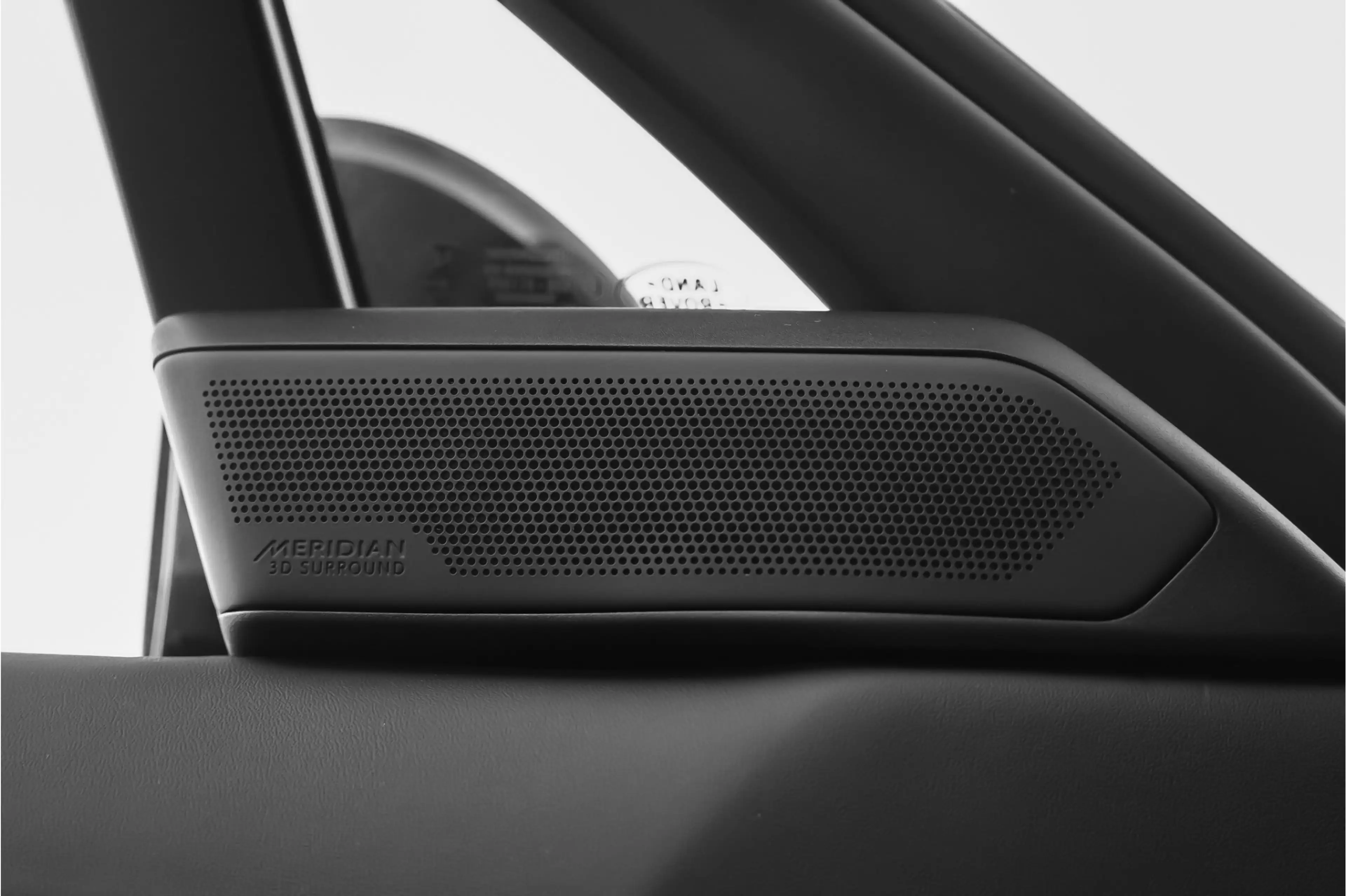 Land Rover Range Rover Sport 3.0 P550e Autobiography PHEV 4WS Massage Ventilati — photo 27