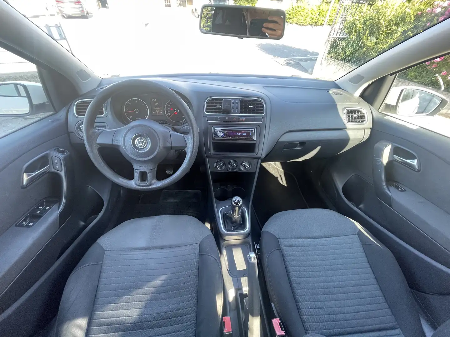 Volkswagen Polo Polo 5p 1.2 tdi Comfortline Blanco - 2