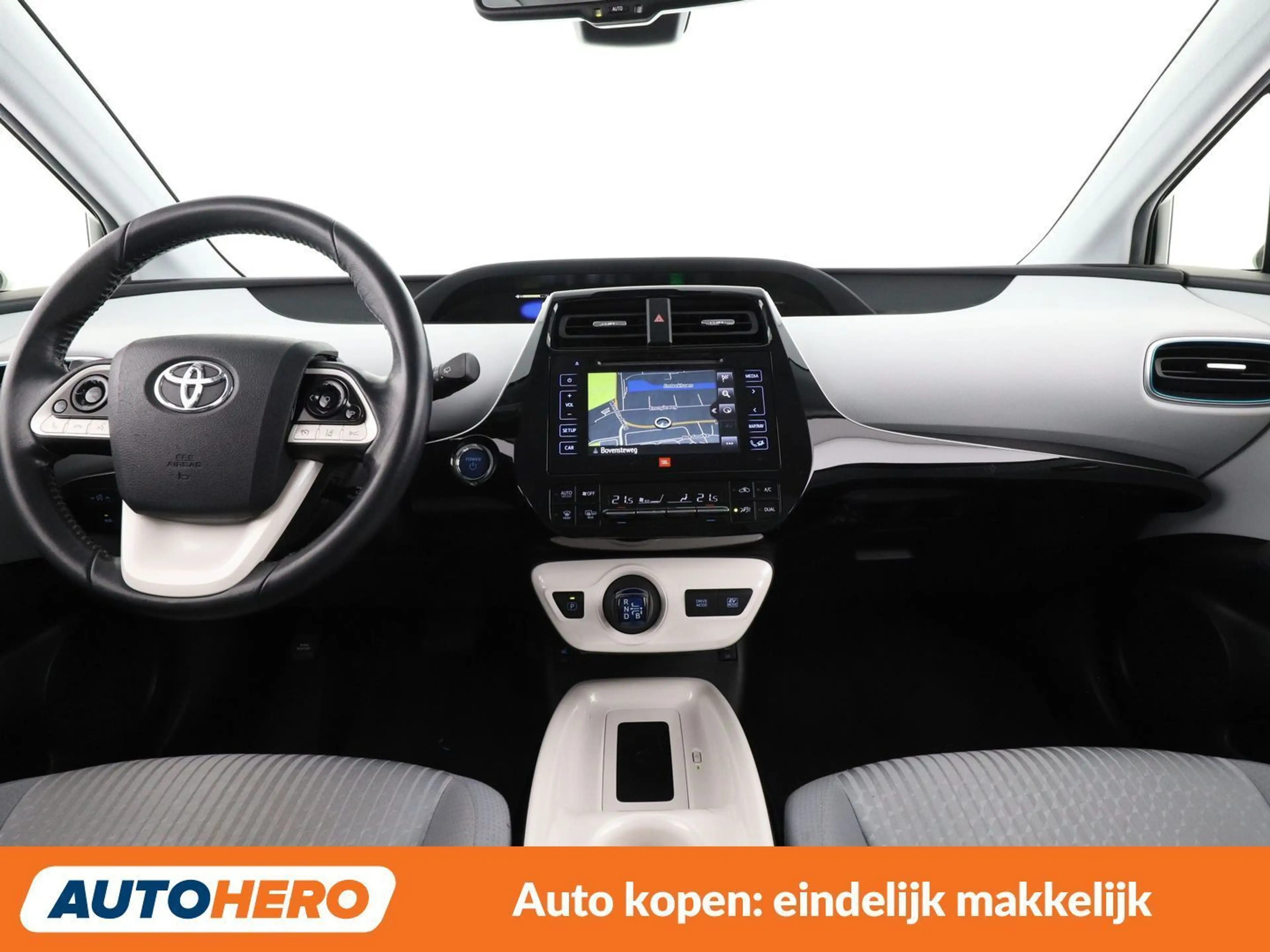 Toyota Prius 1.8 Lounge — photo 12