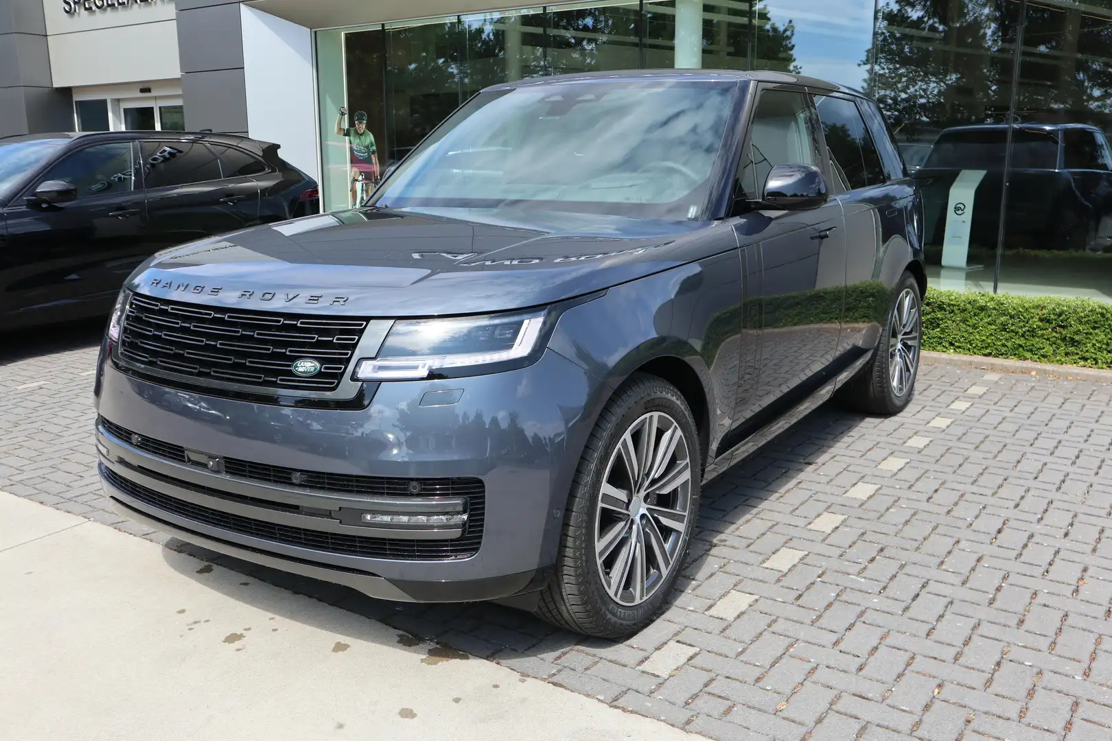 Land Rover Range Rover SWB P460e HSE AWD Auto. 25MY Bleu - 1