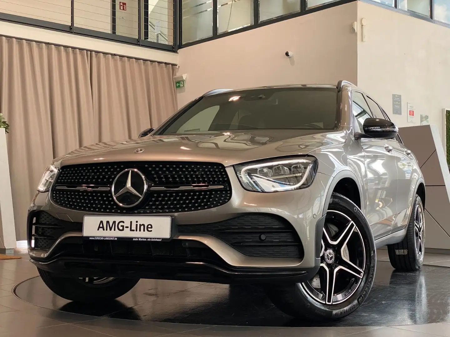 MERCEDES-BENZ Glc