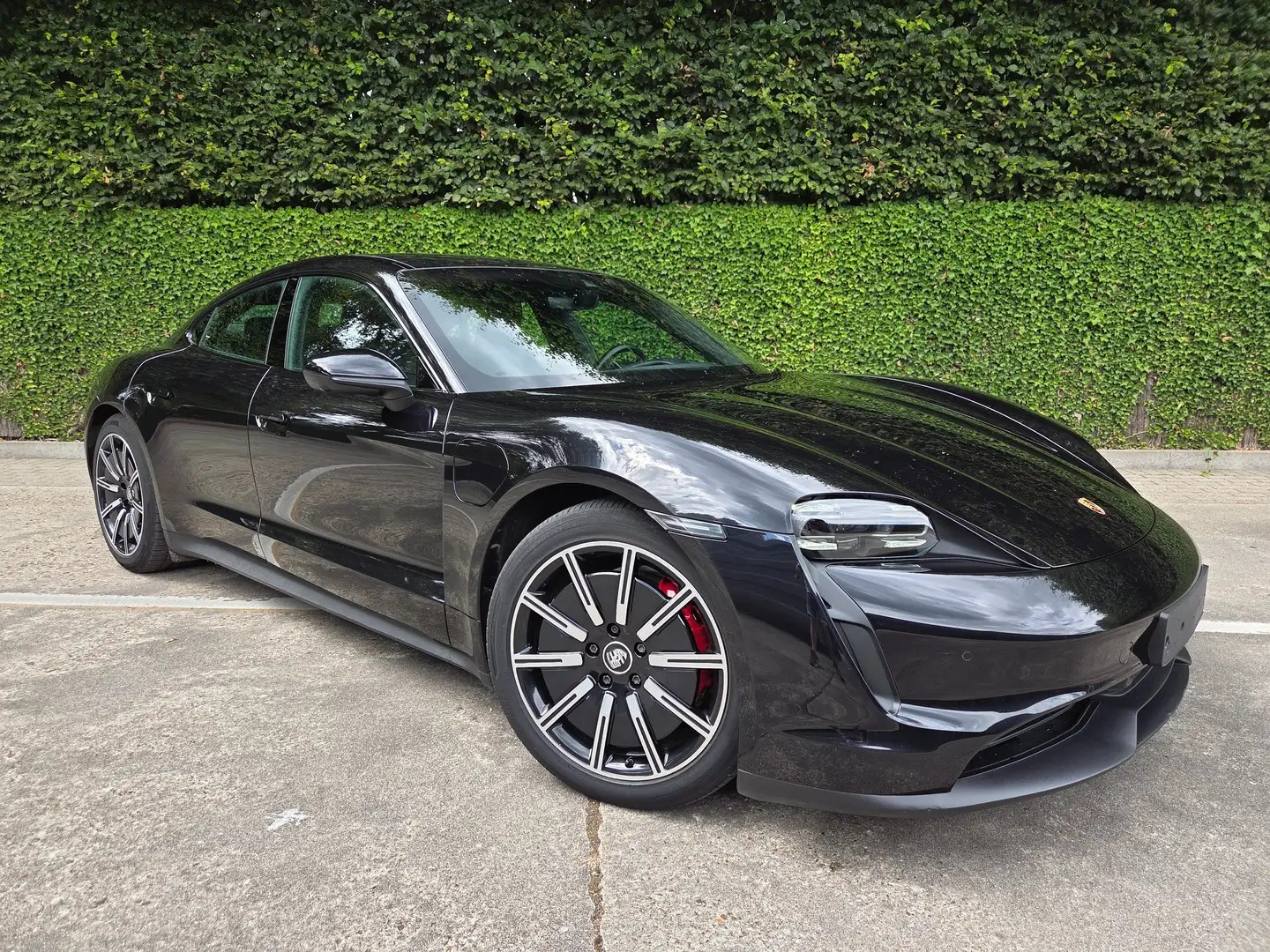 Porsche Taycan 4S / 489pk / Pano / Bose / BTW Noir - 1