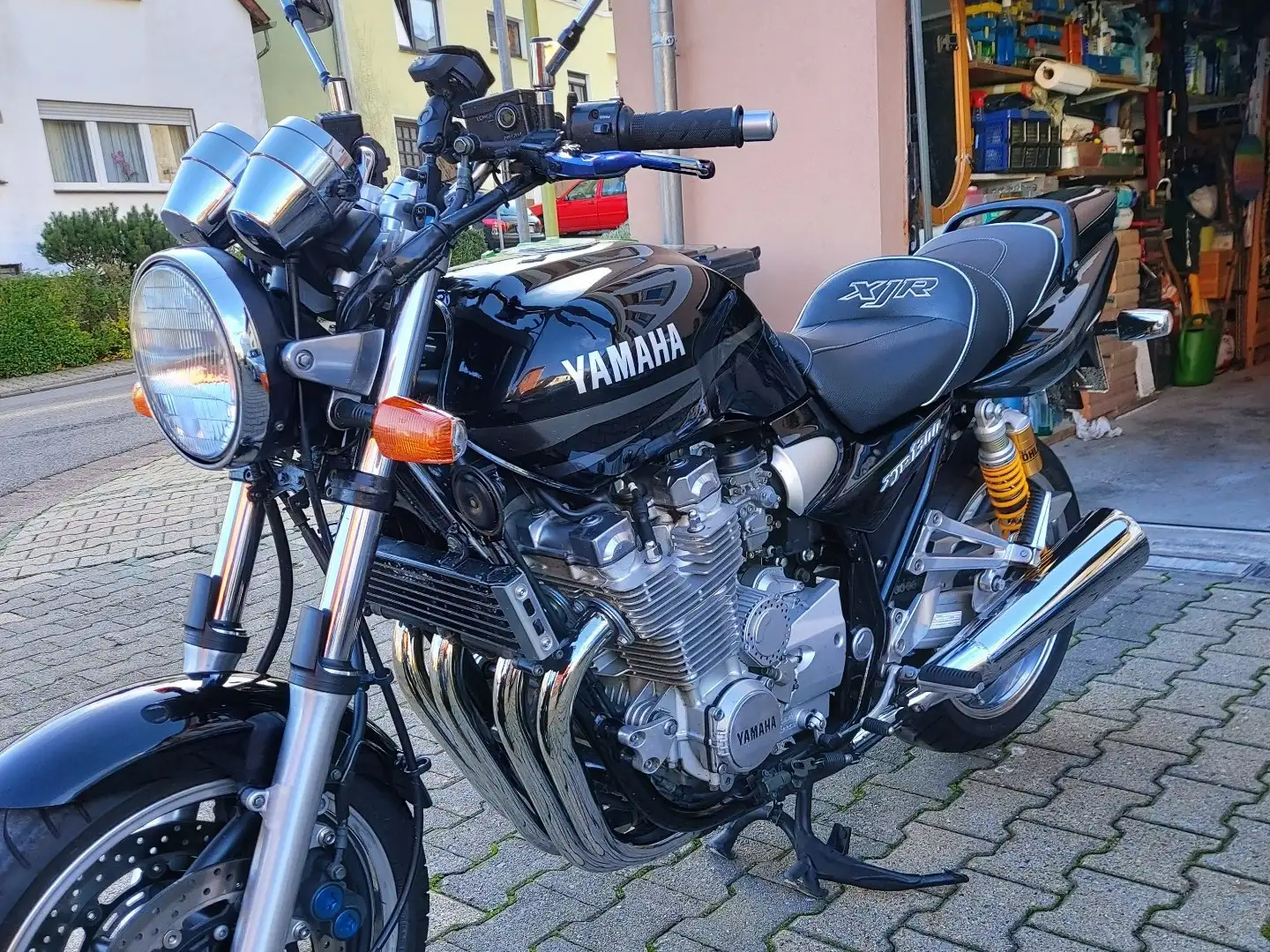 Yamaha XJR 1300 Negro - 1