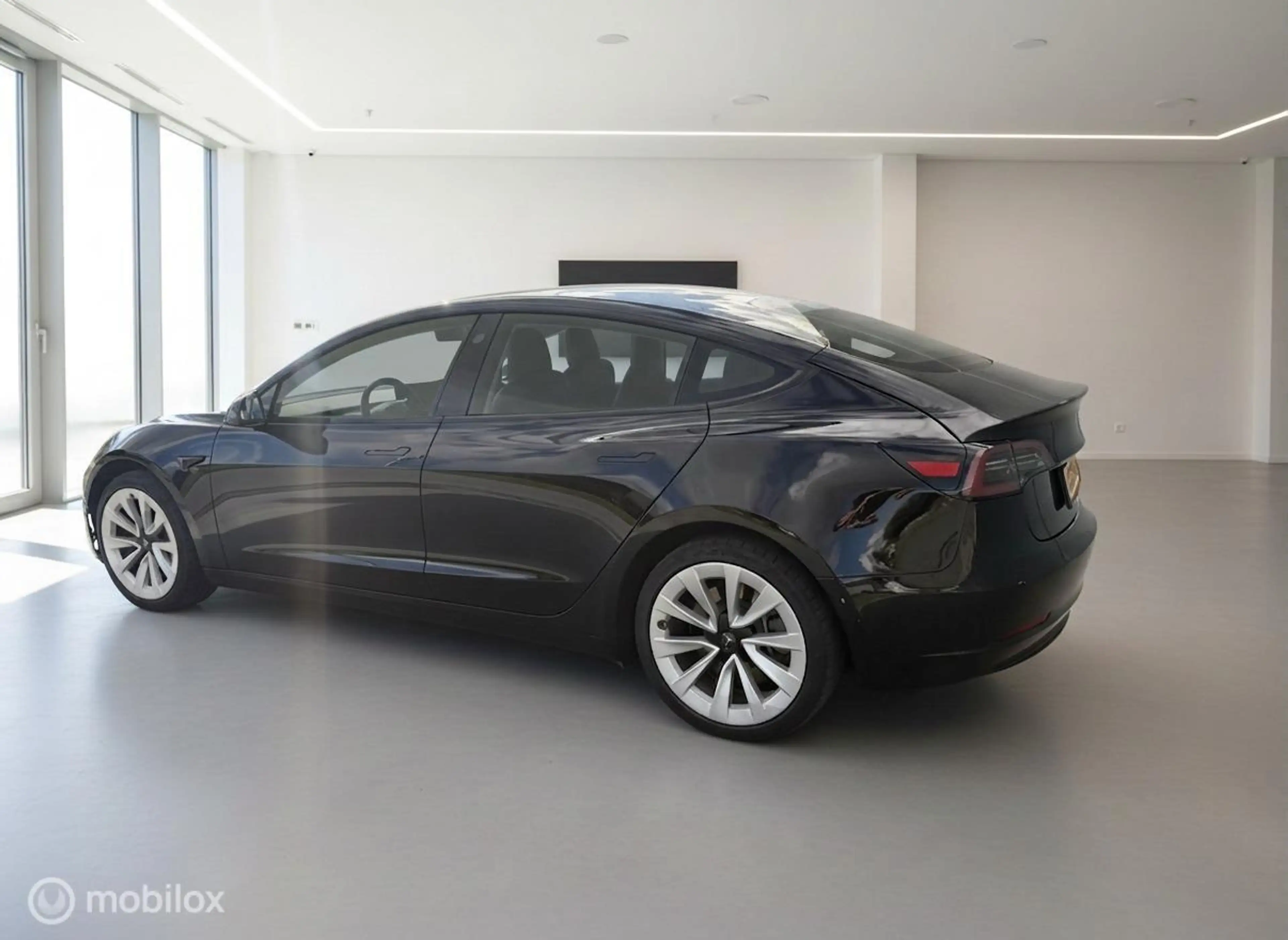 Tesla Model 3 Standard RWD Plus 60 kWh | 04/2023 | SOH 90,01% | — photo 6