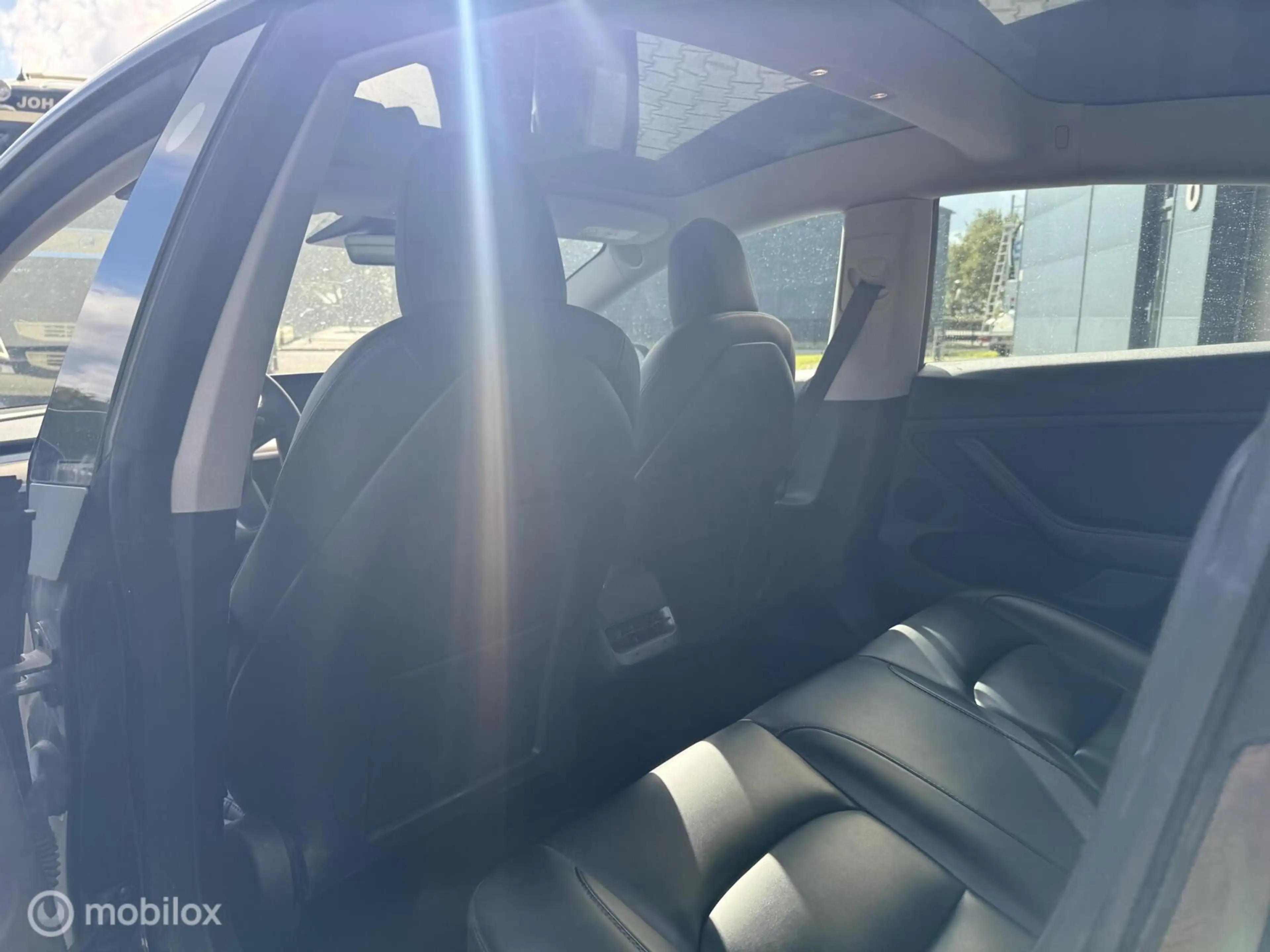 Tesla Model 3 Standard RWD Plus 60 kWh | 04/2023 | SOH 90,01% | — photo 17