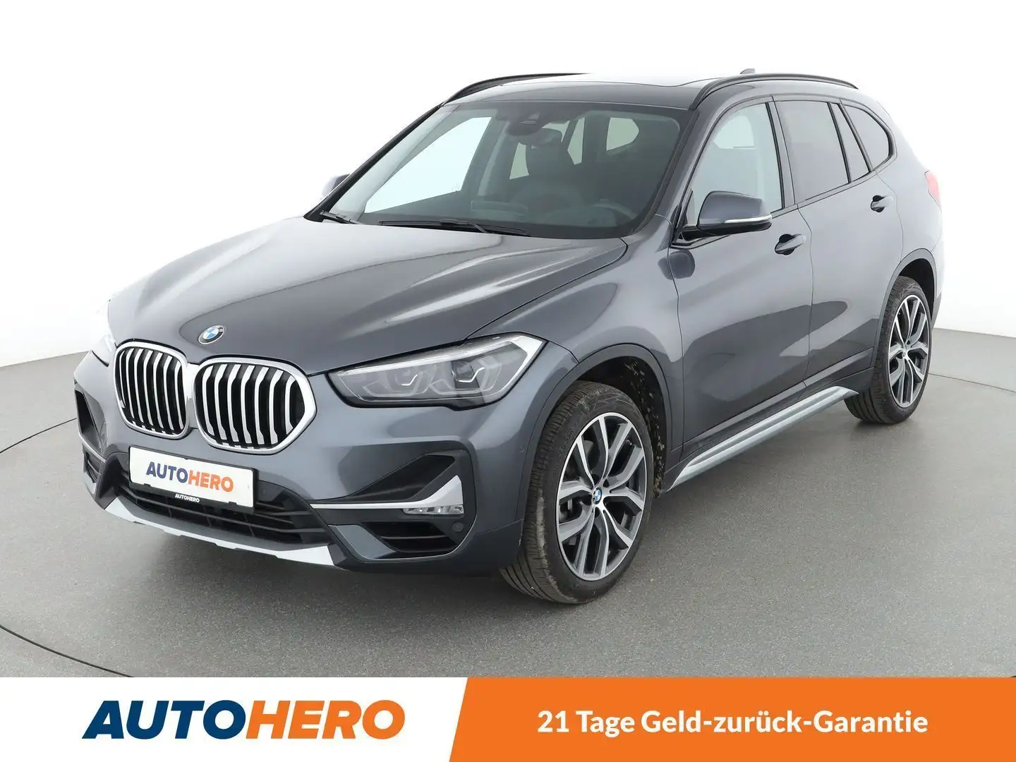 BMW X1 sDrive 20i xLine Aut.*NAVI*LED*CAM*PANO*SHZ* Сірий - 1