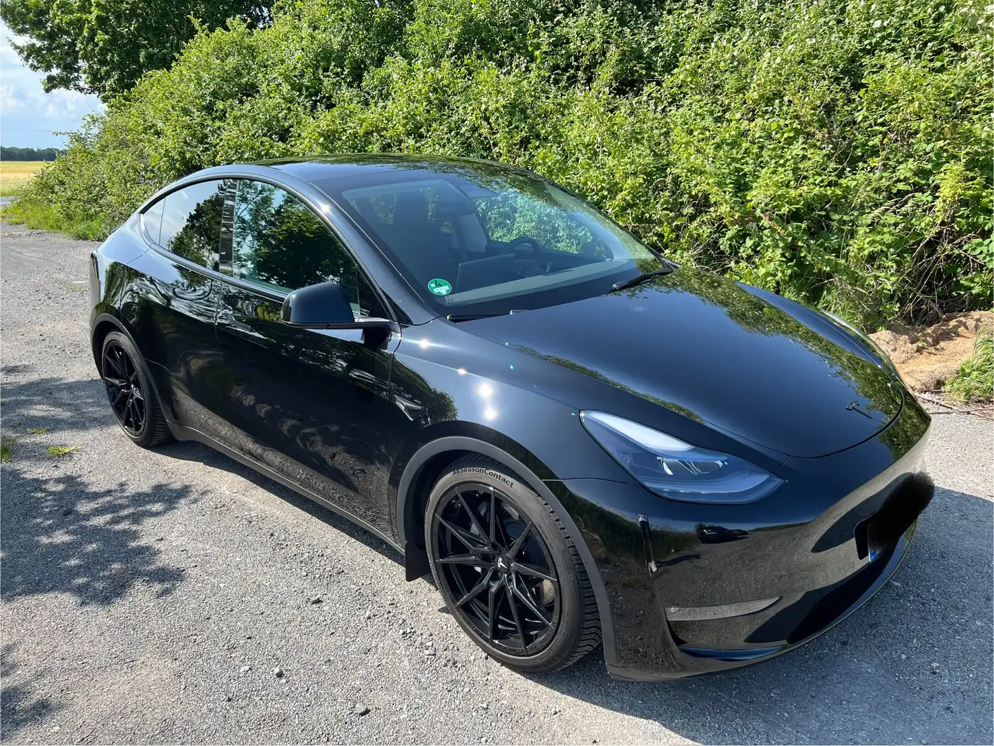 Tesla Model Y Long Range Dual Motor AWD AHK Garantie Schwarz - 1