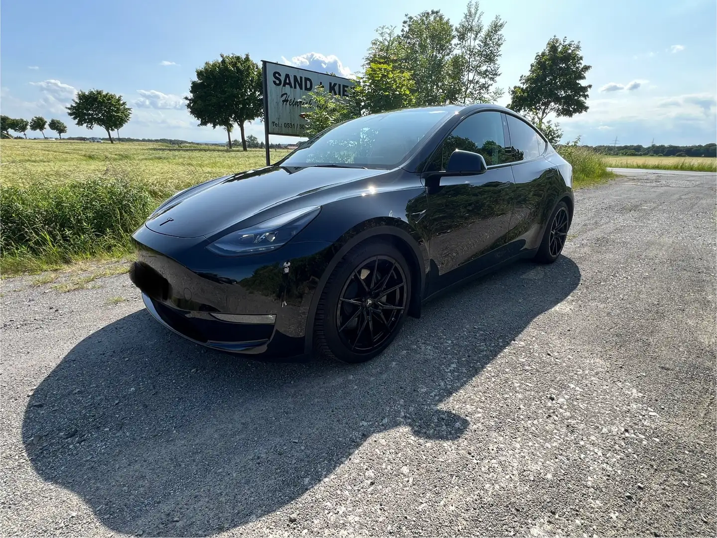 Tesla Model Y Long Range Dual Motor AWD AHK Garantie Schwarz - 2