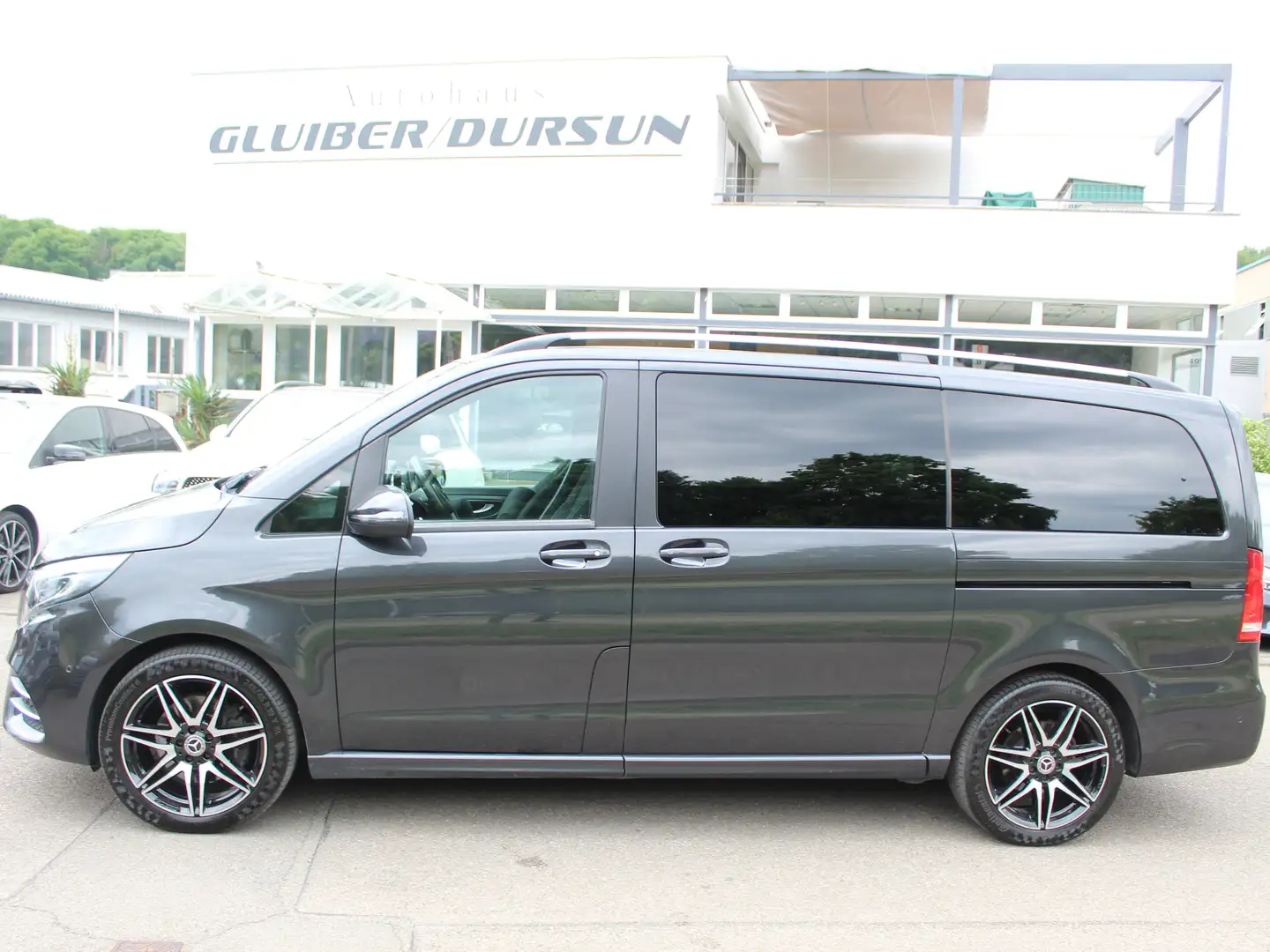 Mercedes-Benz V 220 V 220 d Edition Lang,AMG Line,Liegepaket Grigio - 2